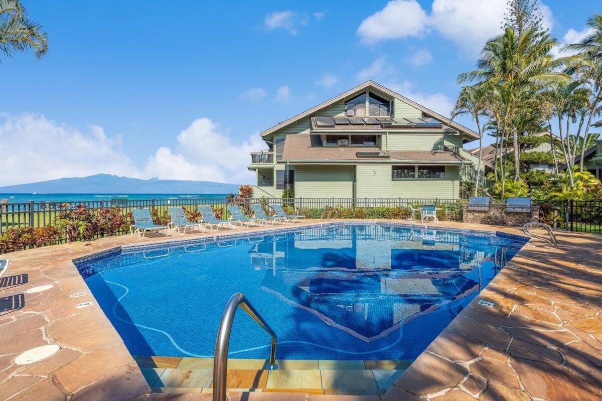 Kahana Outrigger 3A2 · KHO 3A2 Updated OceanFront 3BD wPool AC O