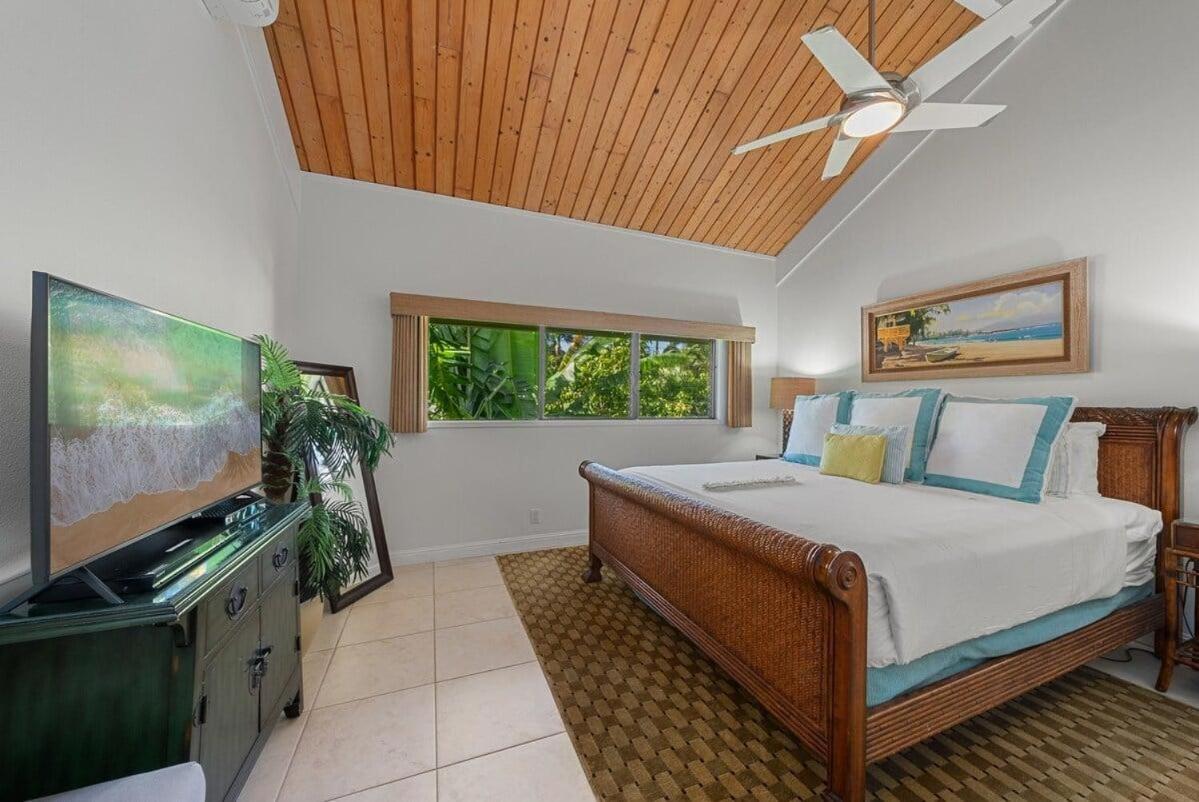 Kahana Village 34 · KHV 34 Direct Ocean Front Views 2BD Kahana C