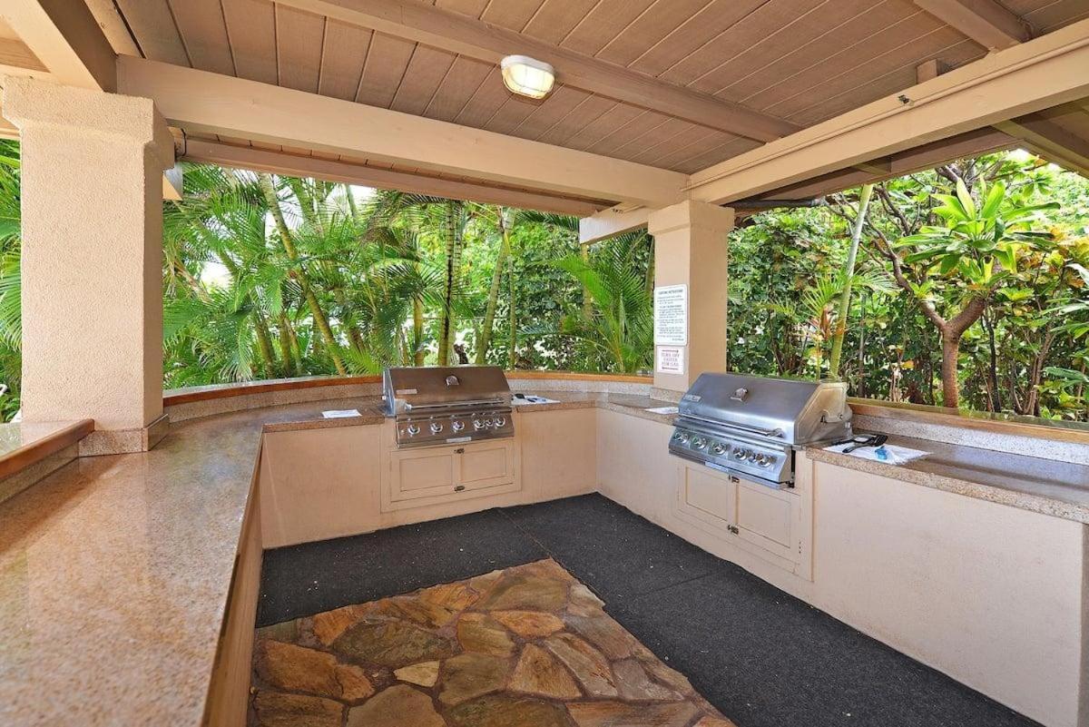 Paki Maui 301 · Direct Oceanfront Views Remodeled 2BD Condo