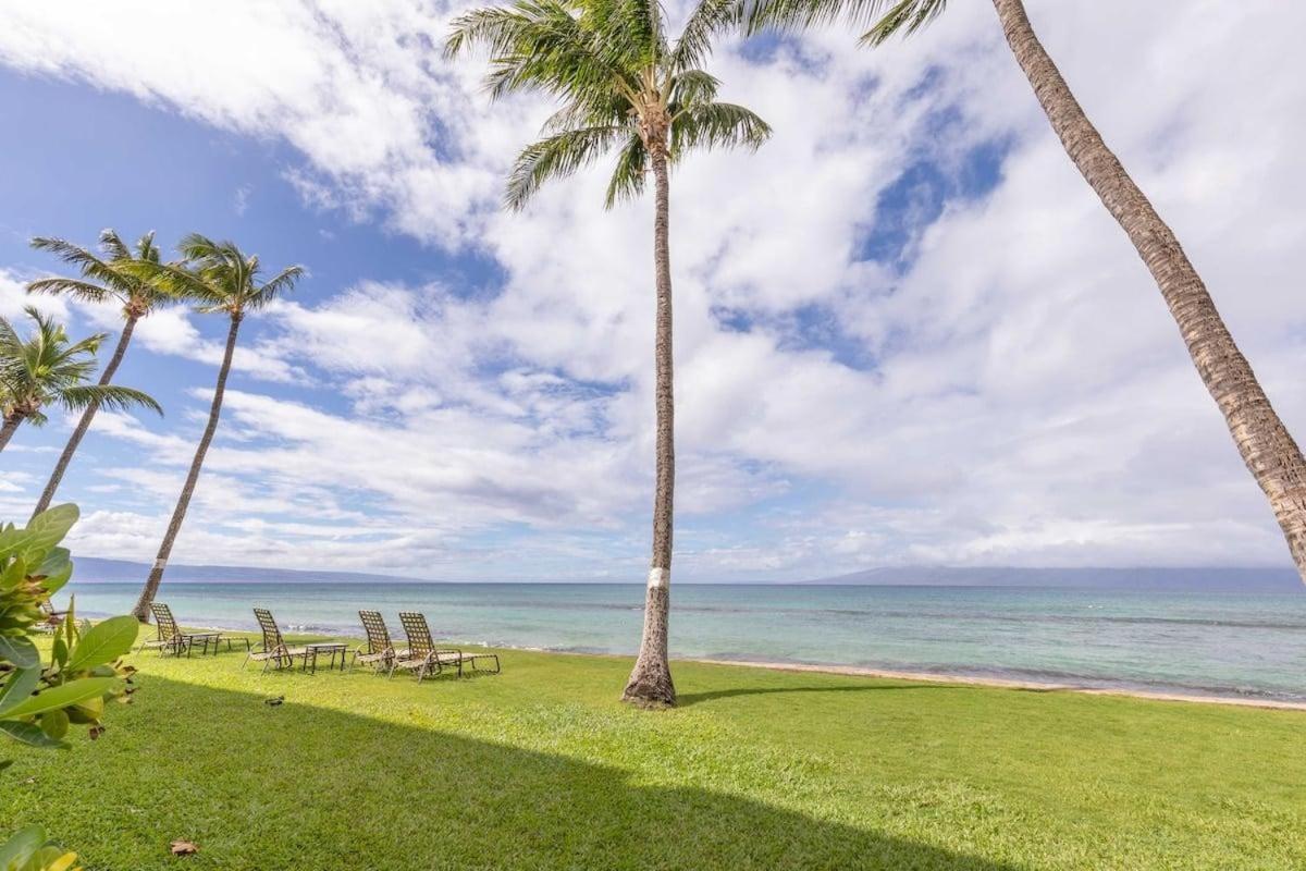 Paki Maui 301 · Direct Oceanfront Views Remodeled 2BD Condo