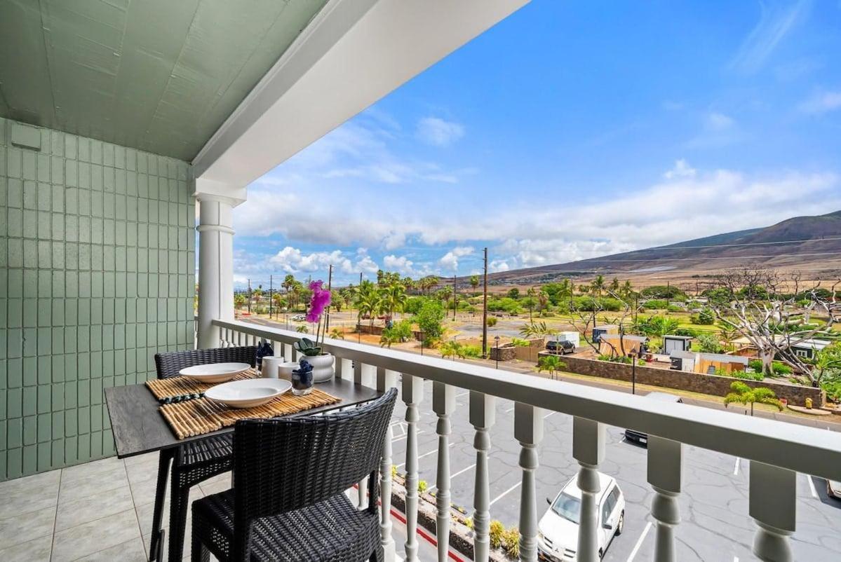 Lahaina Shores 306 · LS 306 Dream Maui Studio by the Beach Pool