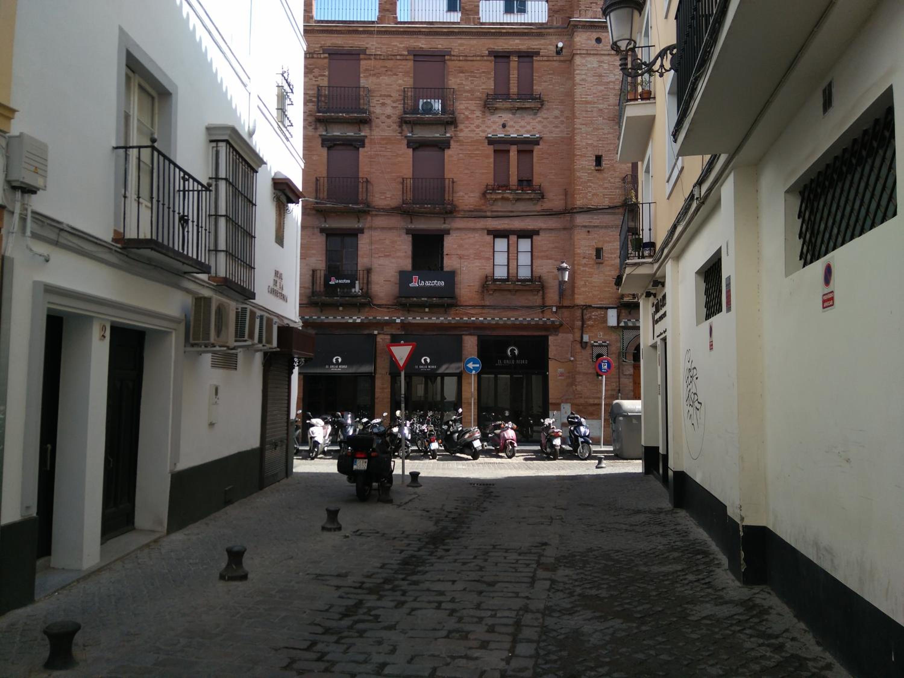 Photo 27