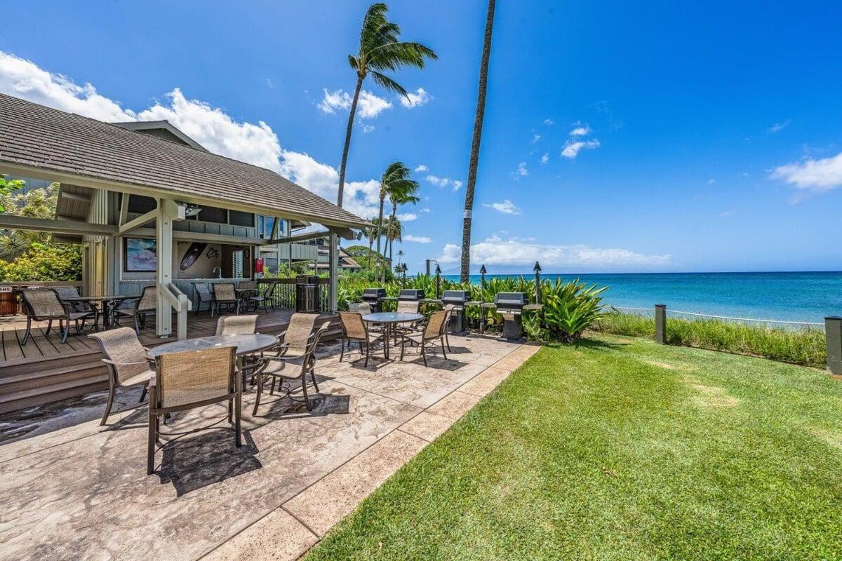 Kahana Village 32 · KHV 32 Direct Oceanfront Views Remodeled 2BD