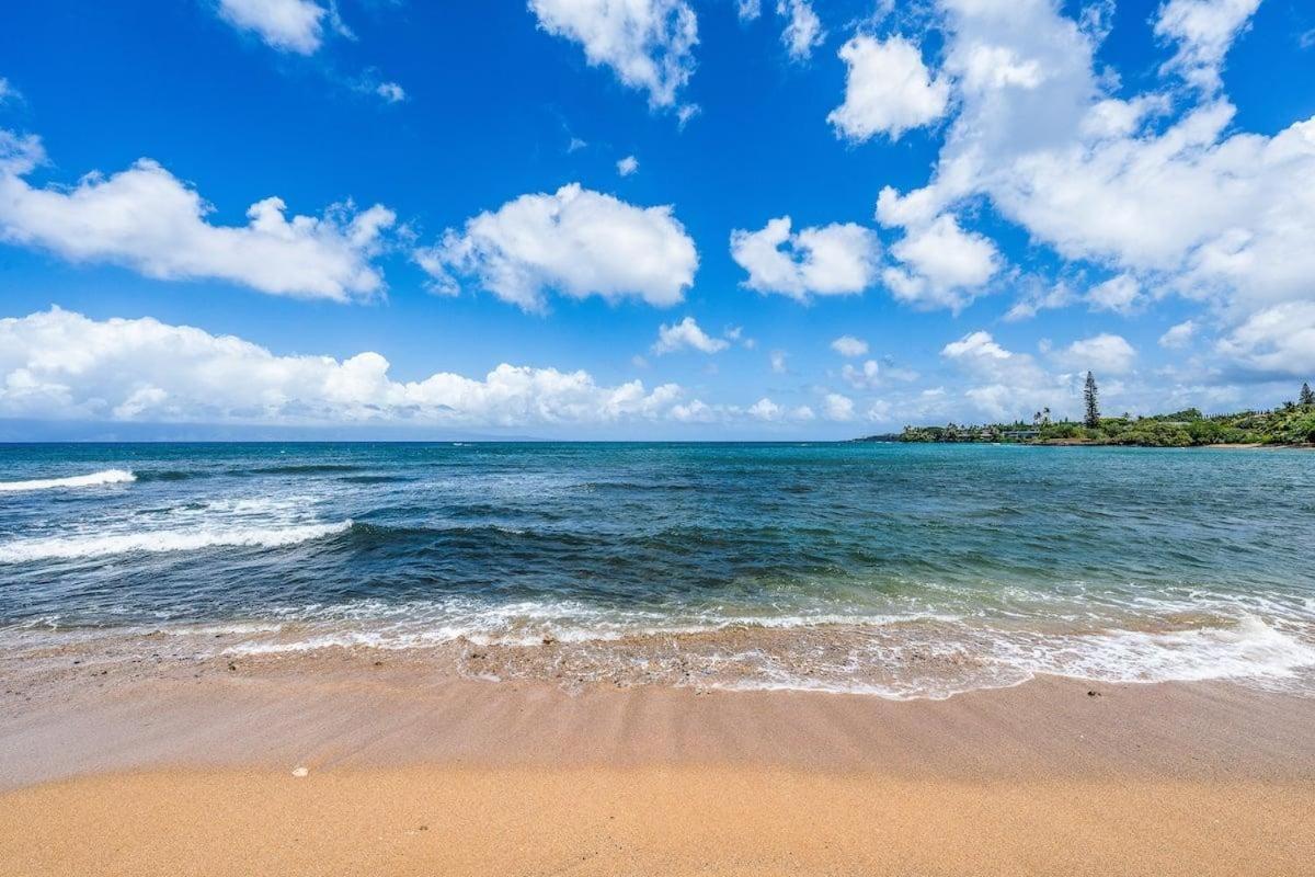 Kahana Village 32 · KHV 32 Direct Oceanfront Views Remodeled 2BD