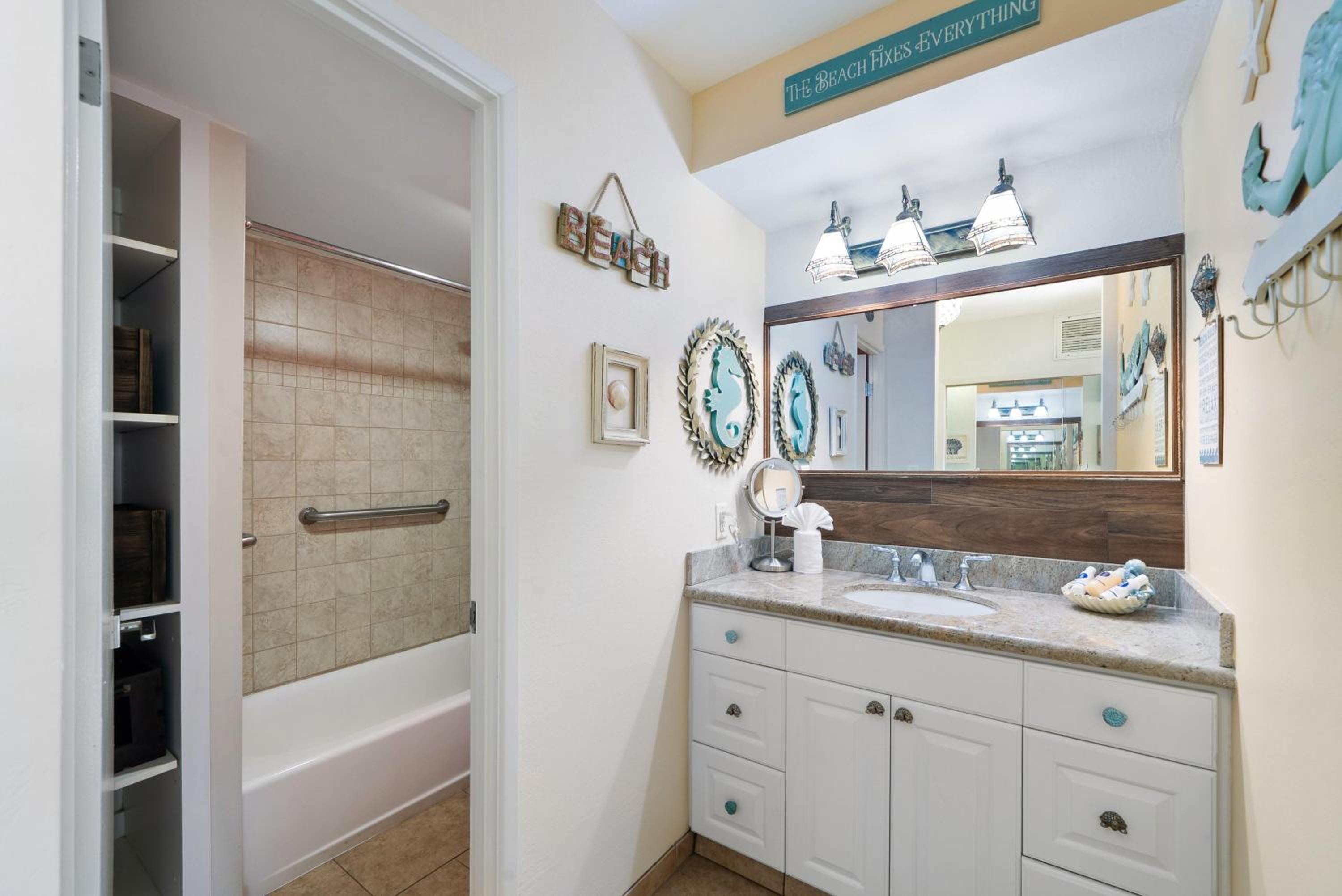Lahaina Shores 428 · LS 428 Dream Vacation Studio by the Beach a