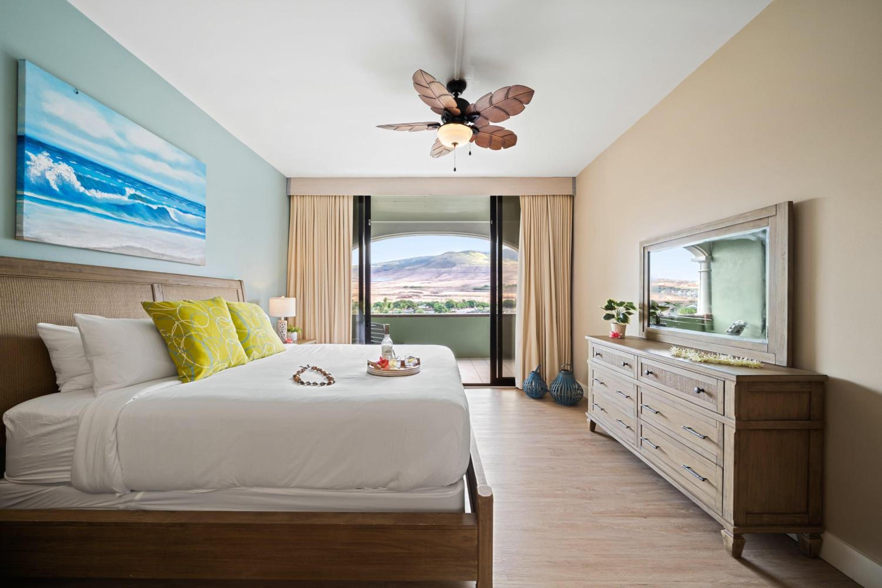 Lahaina Shores PH4 · LS PH4 Breathtaking Panoramic Mountain View