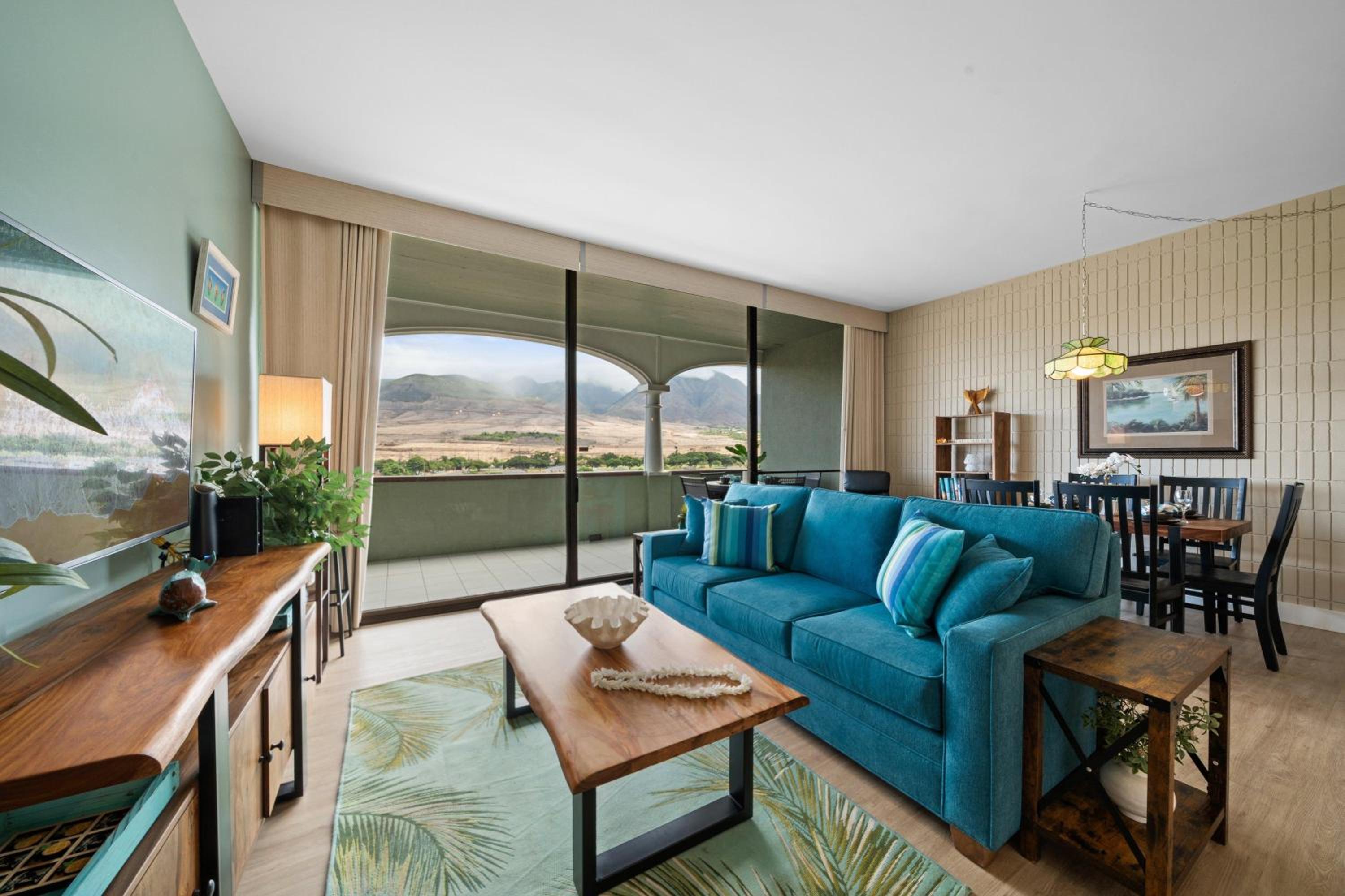 Lahaina Shores PH4 · LS PH4 Breathtaking Panoramic Mountain View