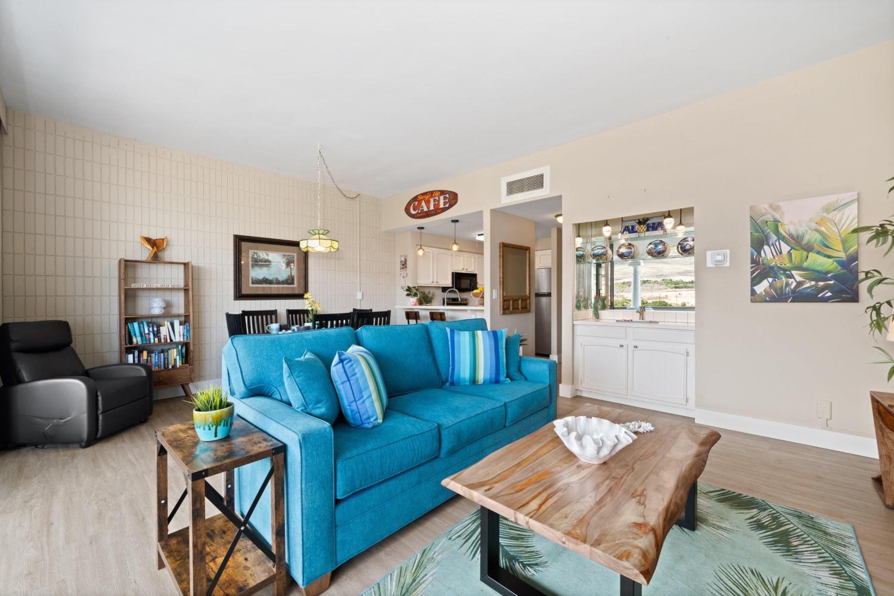 Lahaina Shores PH4 · LS PH4 Breathtaking Panoramic Mountain View