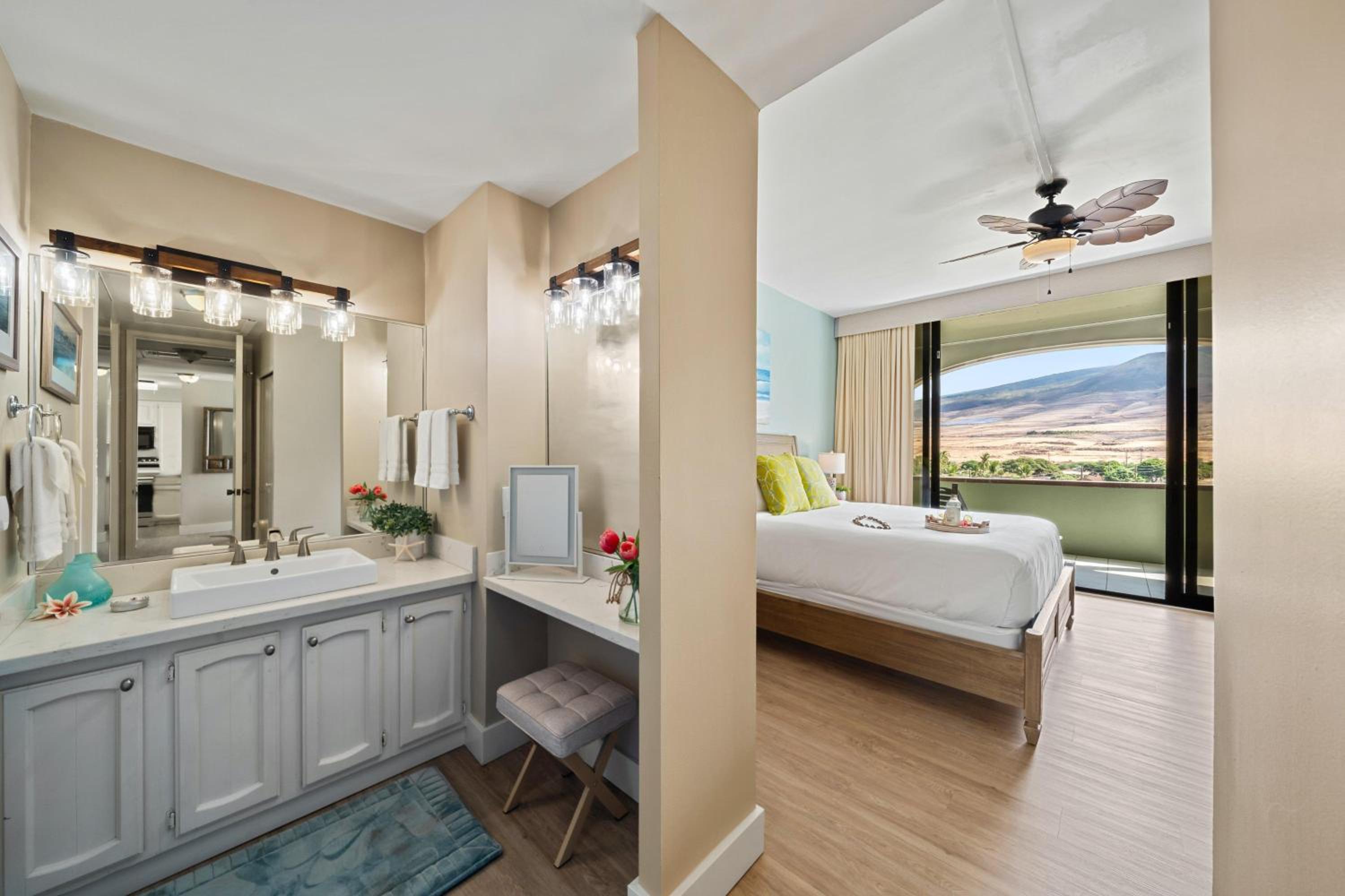 Lahaina Shores PH4 · LS PH4 Breathtaking Panoramic Mountain View