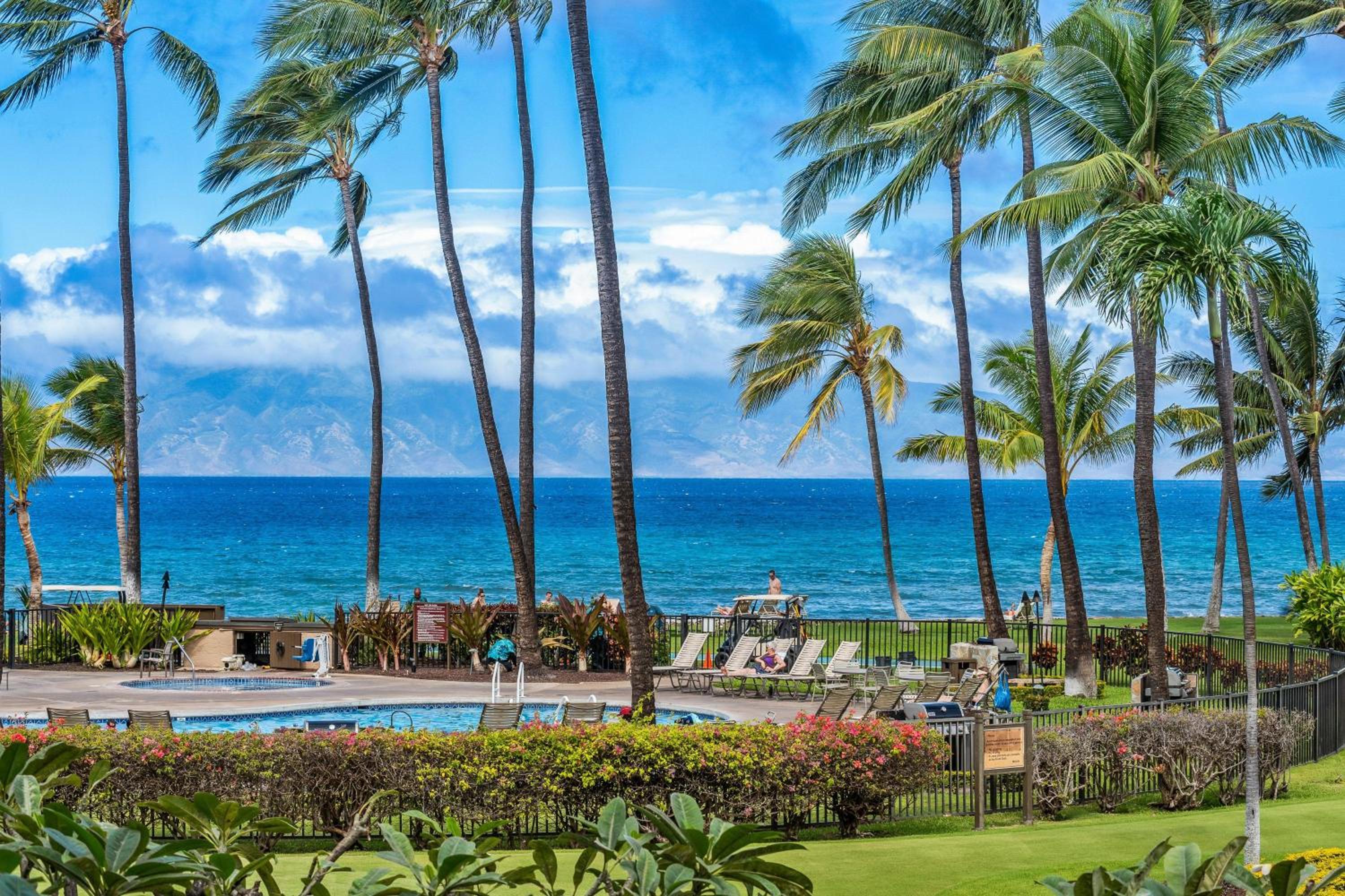 Papakea L101 · PK L101 Maui Ground-Floor Condo with Ocean Views