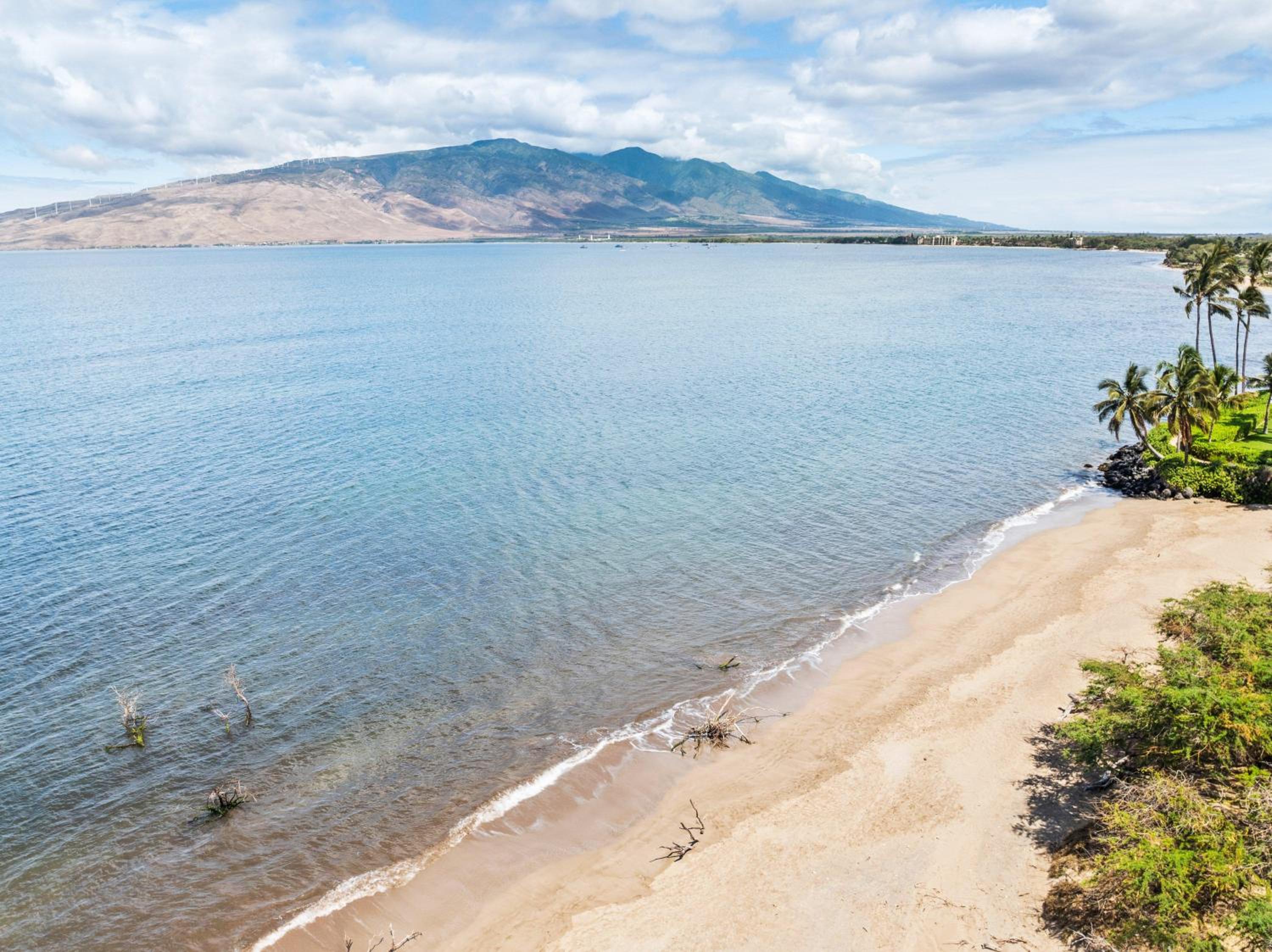 Kihei Resort 127 · KRS 127 Relaxing 1BD Condo w AC Pool Beach Ne