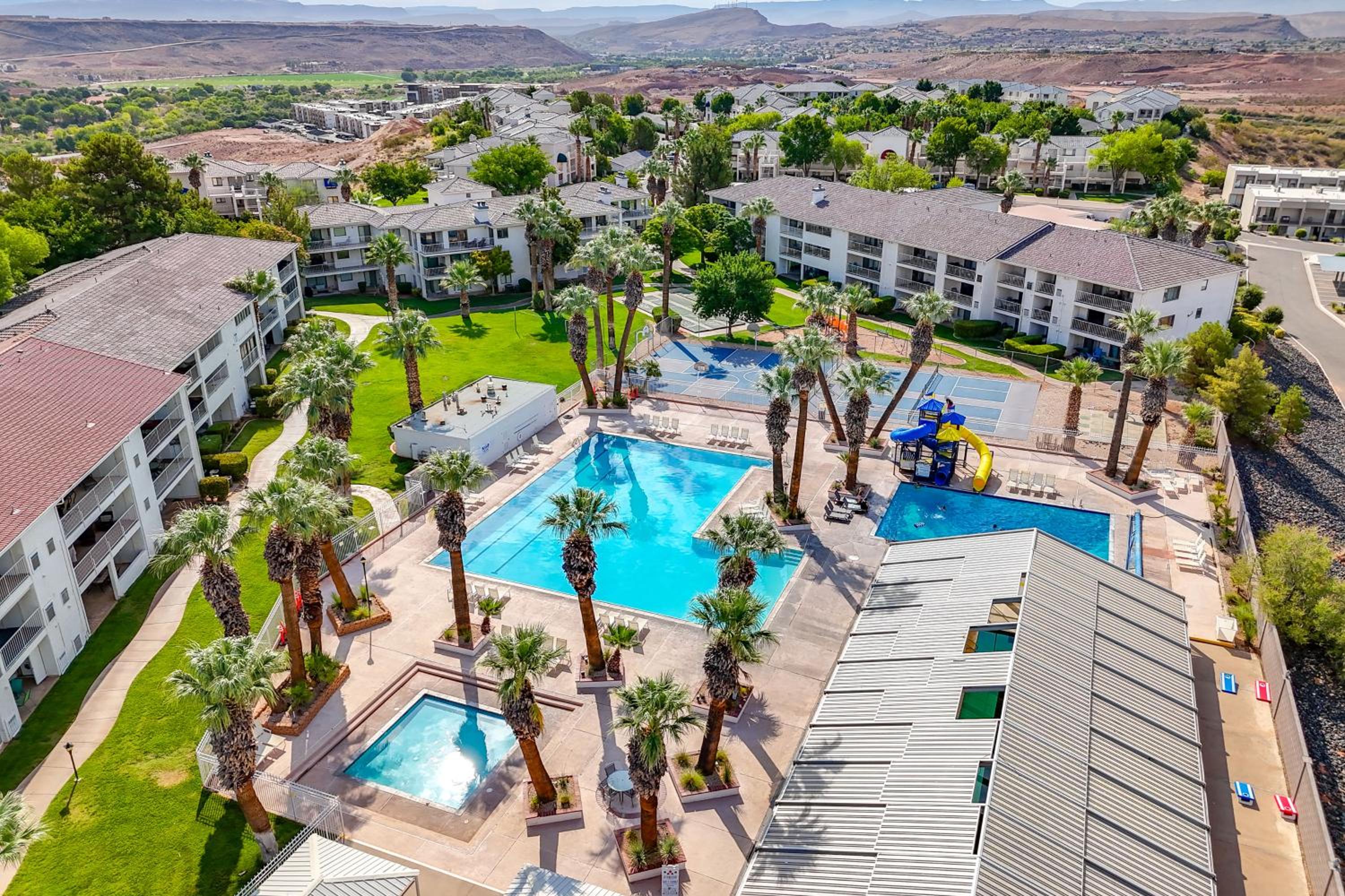 Resort Perks and Family Fun! St George Retreat