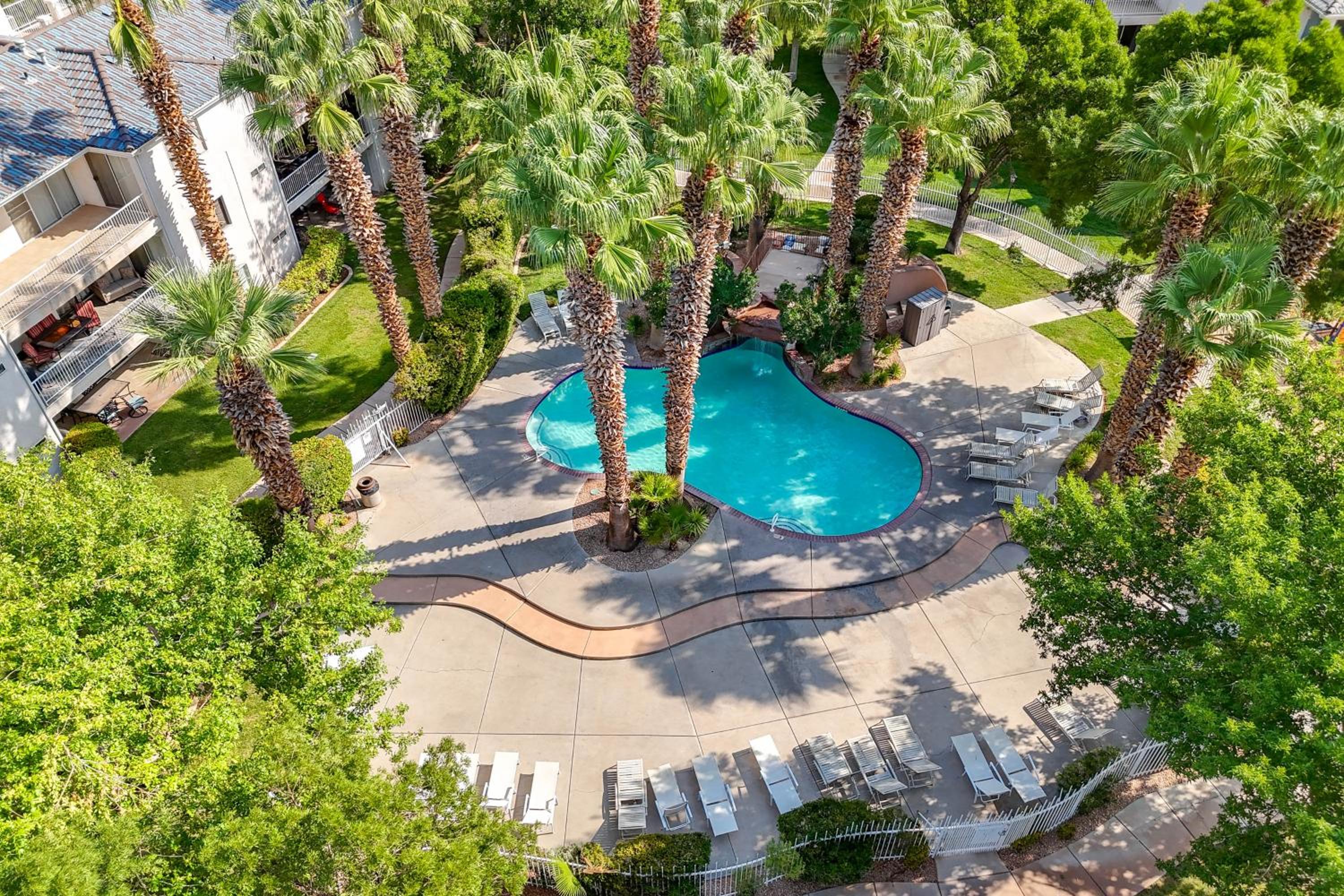 Resort Perks and Family Fun! St George Retreat