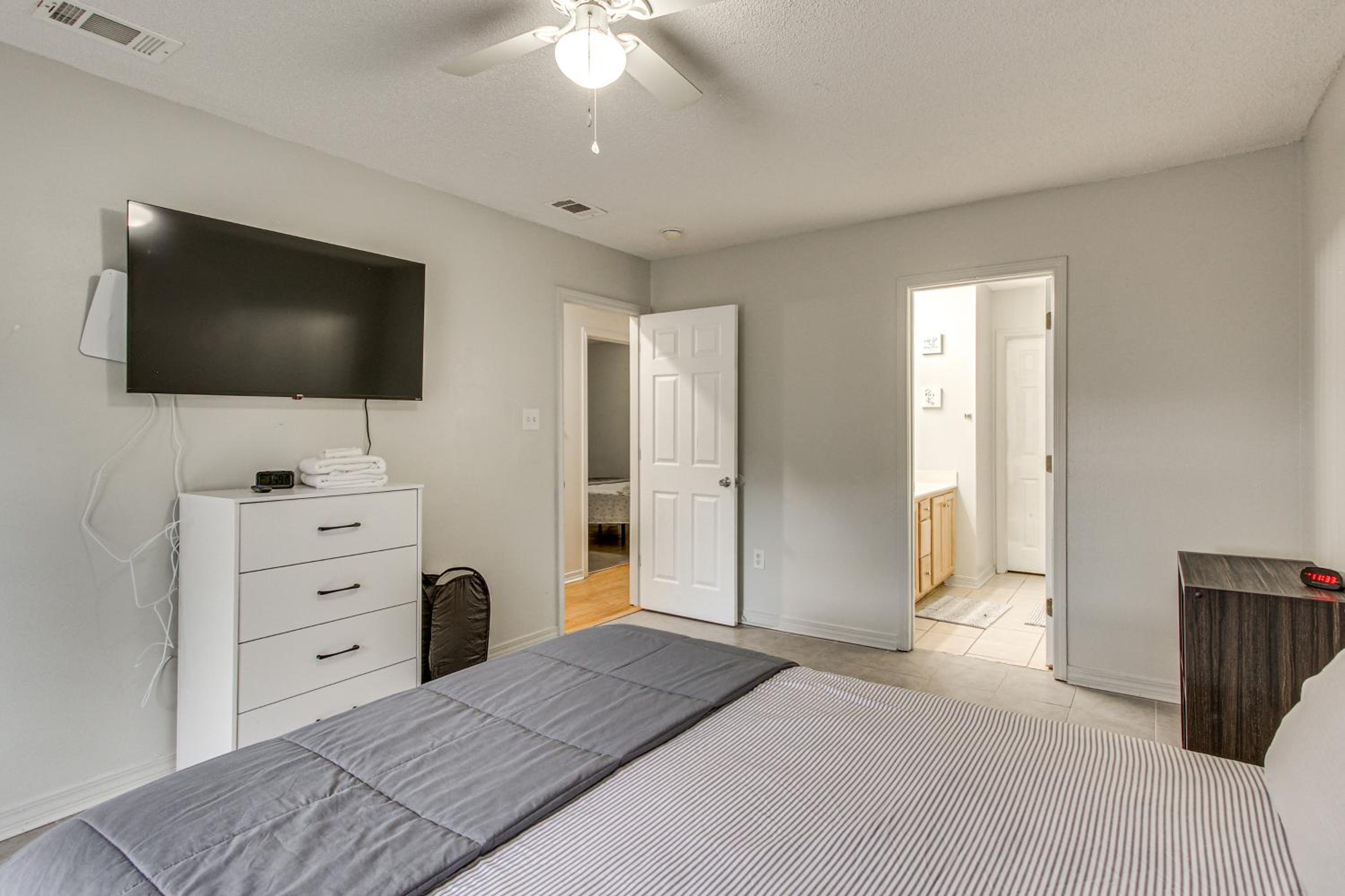 Explore Gulfport Beaches Family Home with Yard