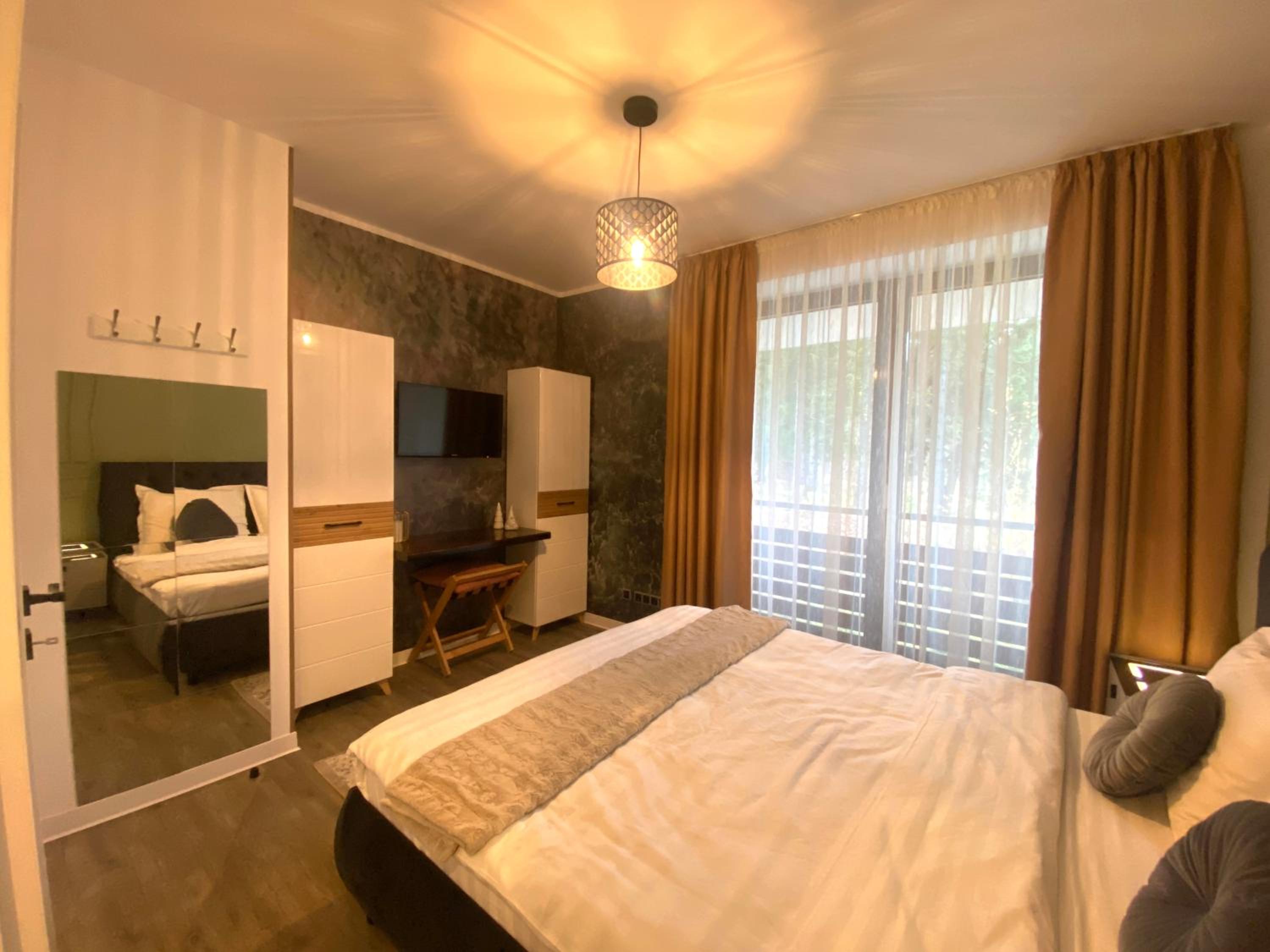 Fabulous Views Silver Mountain 3 Rooms Apartment