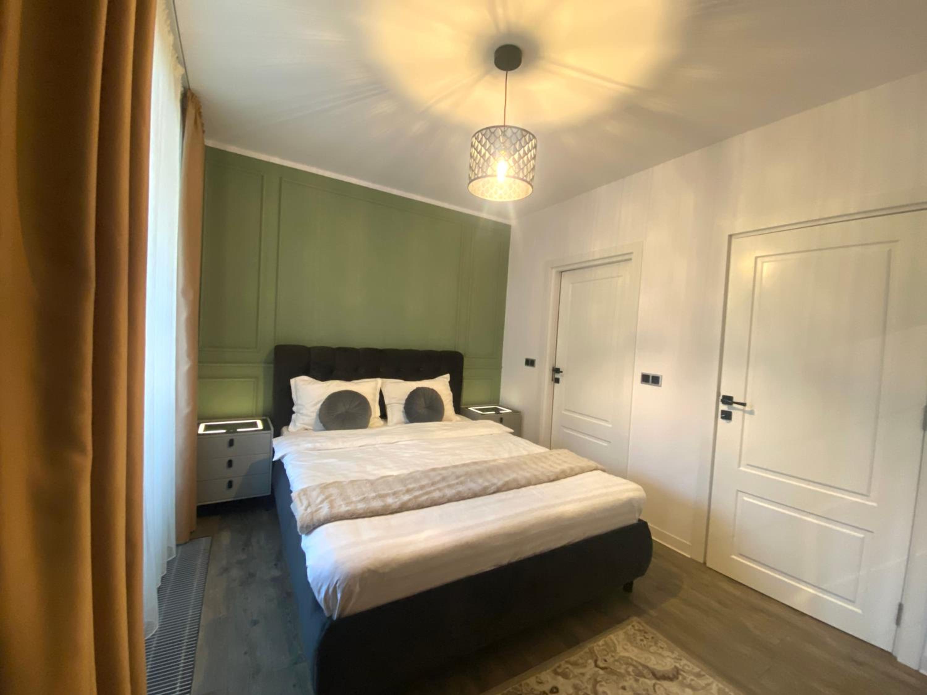 Fabulous Views Silver Mountain 3 Rooms Apartment