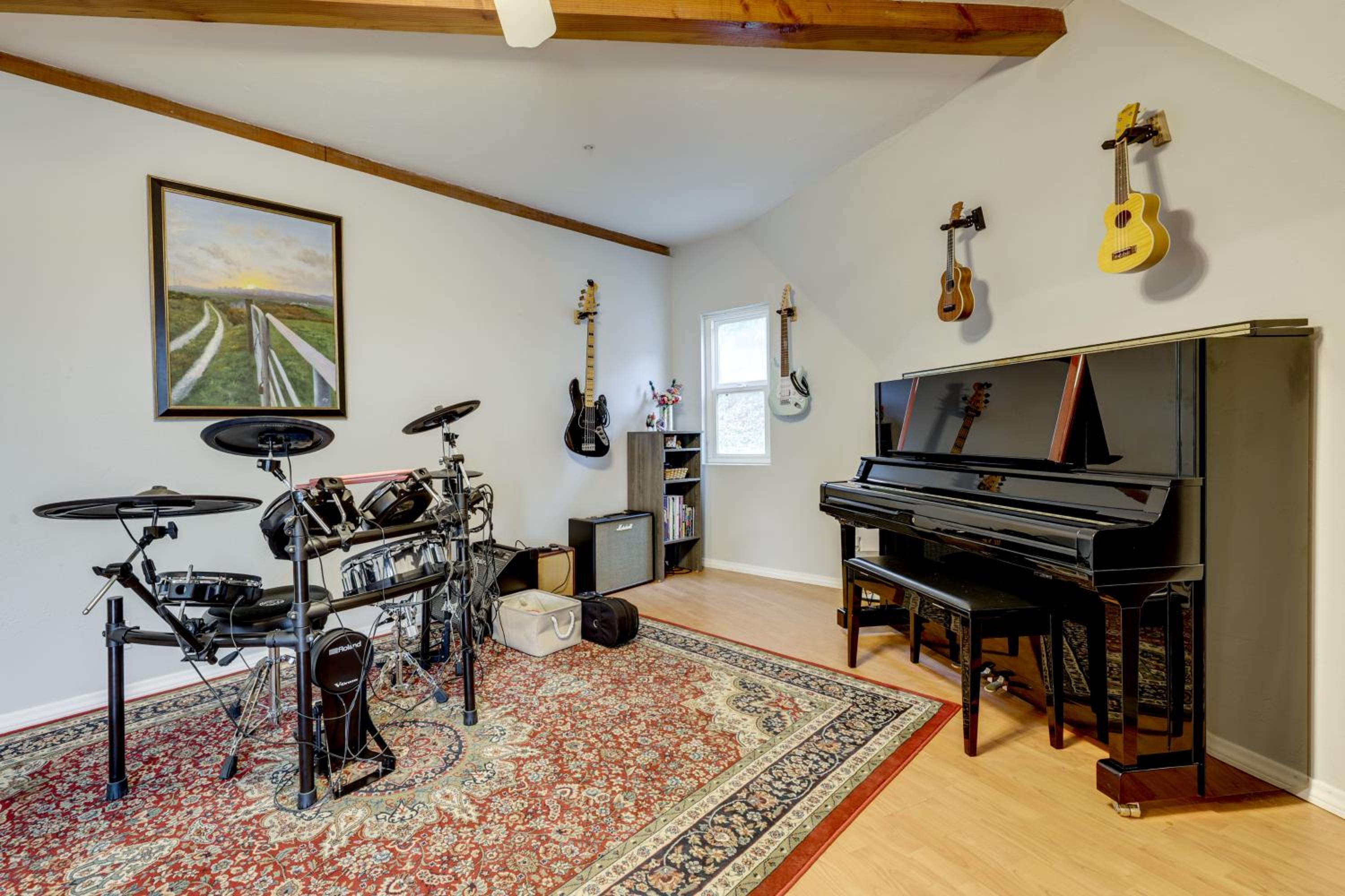 Near Hiking Trails! Luxe Family Home in Lakeside