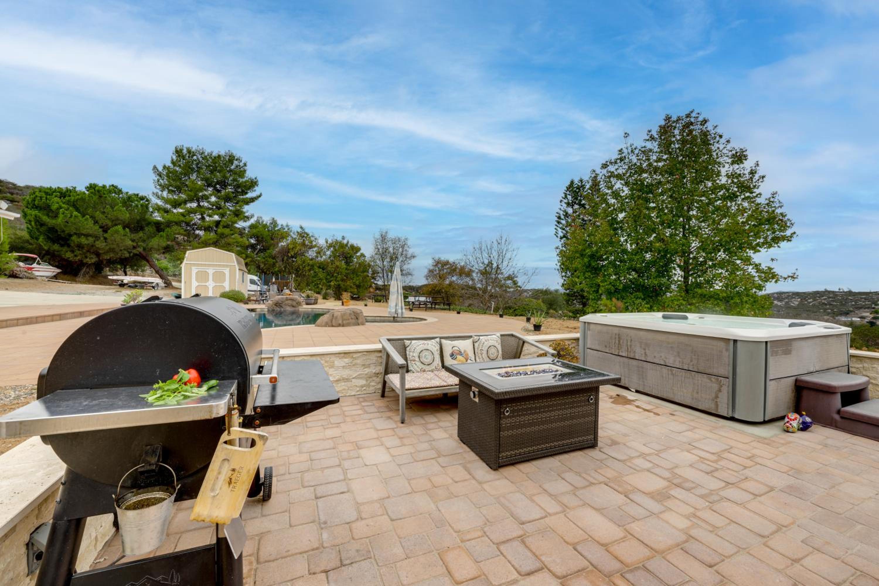 Near Hiking Trails! Luxe Family Home in Lakeside