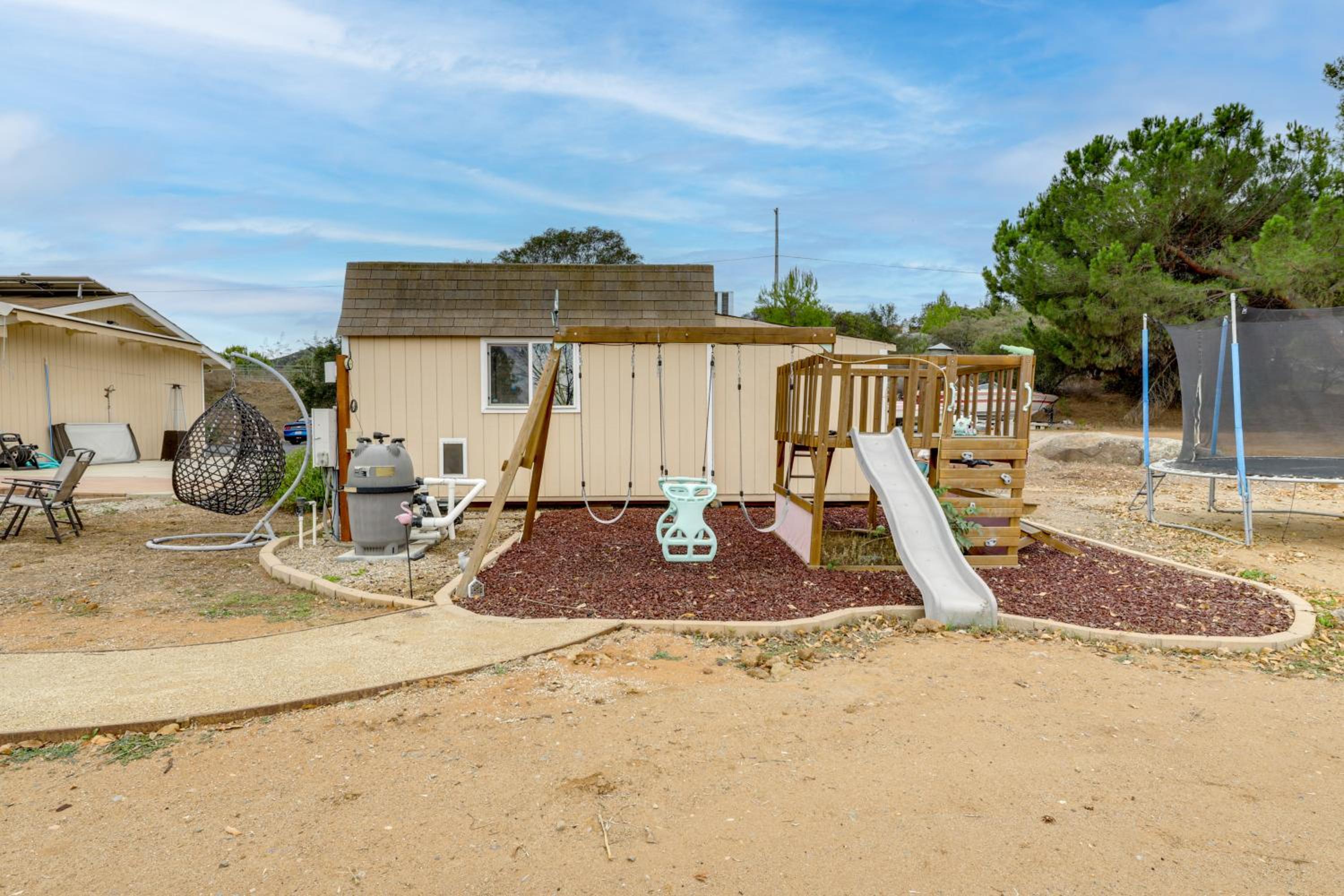 Near Hiking Trails! Luxe Family Home in Lakeside