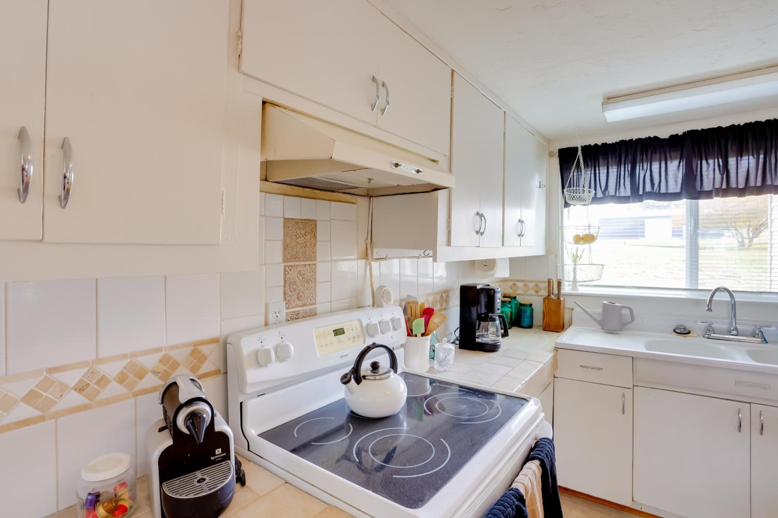 7 Mi to the Dolores River! Adventure-Ready Cottage