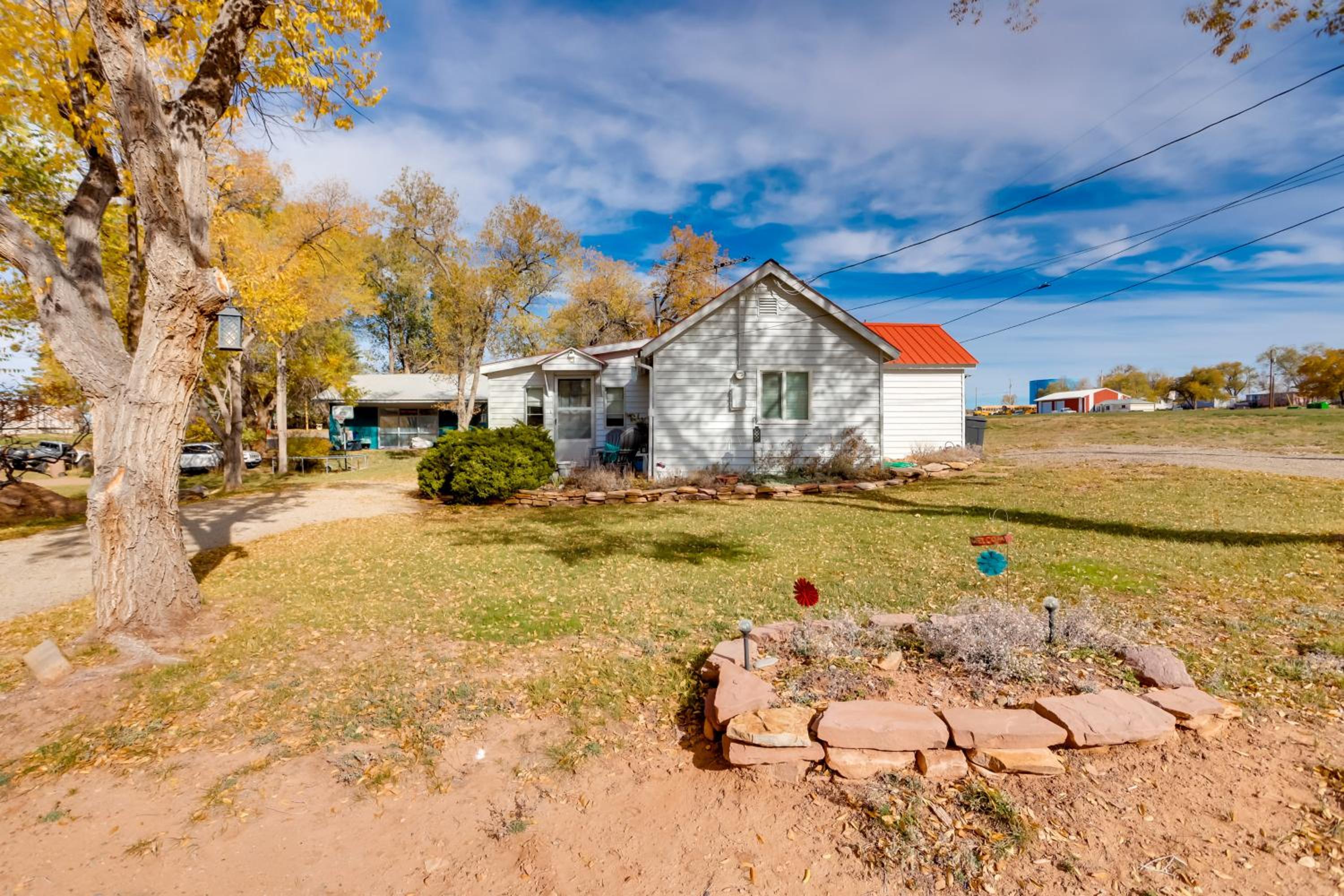 7 Mi to the Dolores River! Adventure-Ready Cottage