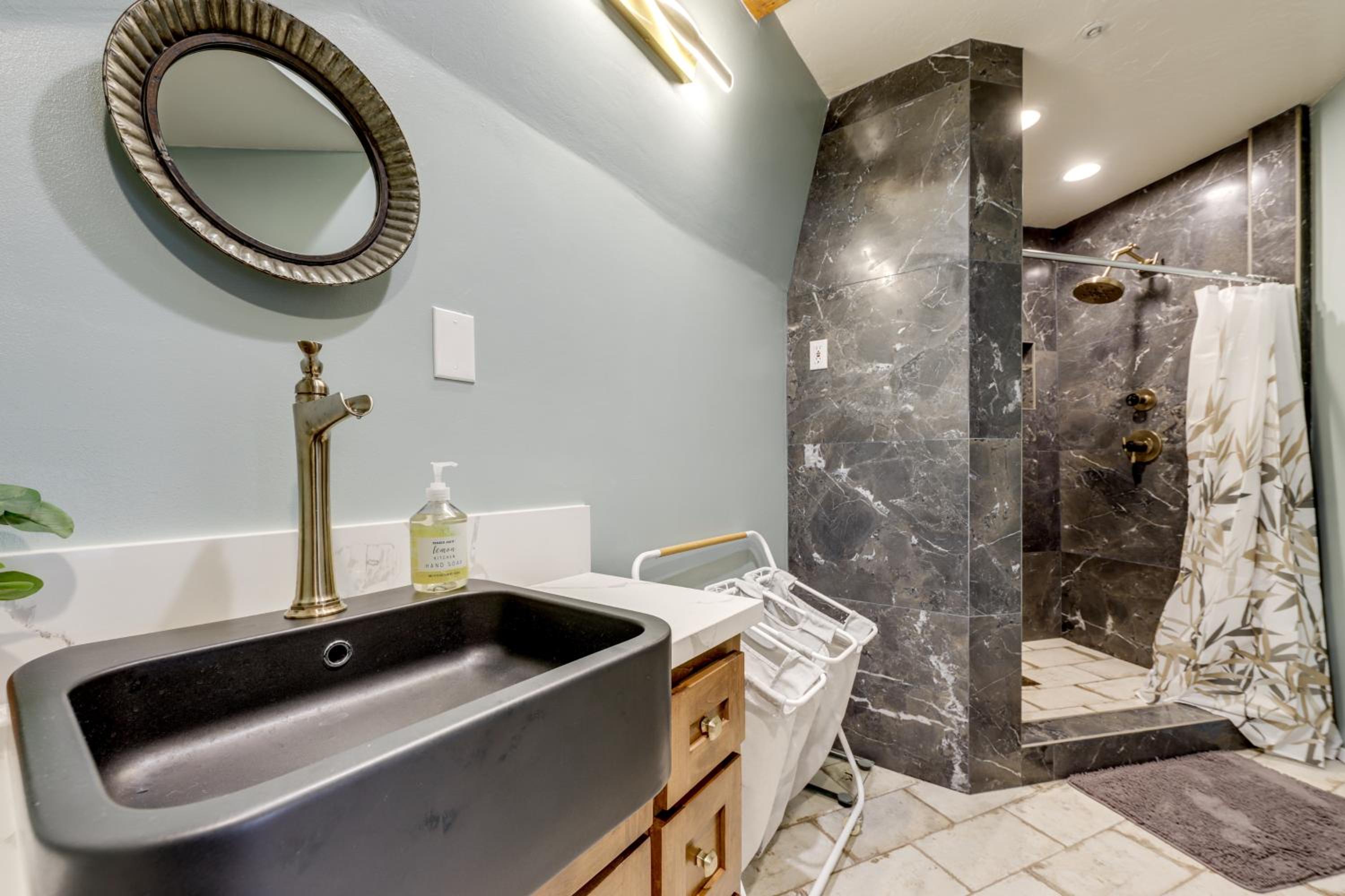 Near Hiking Trails! Luxe Family Home in Lakeside