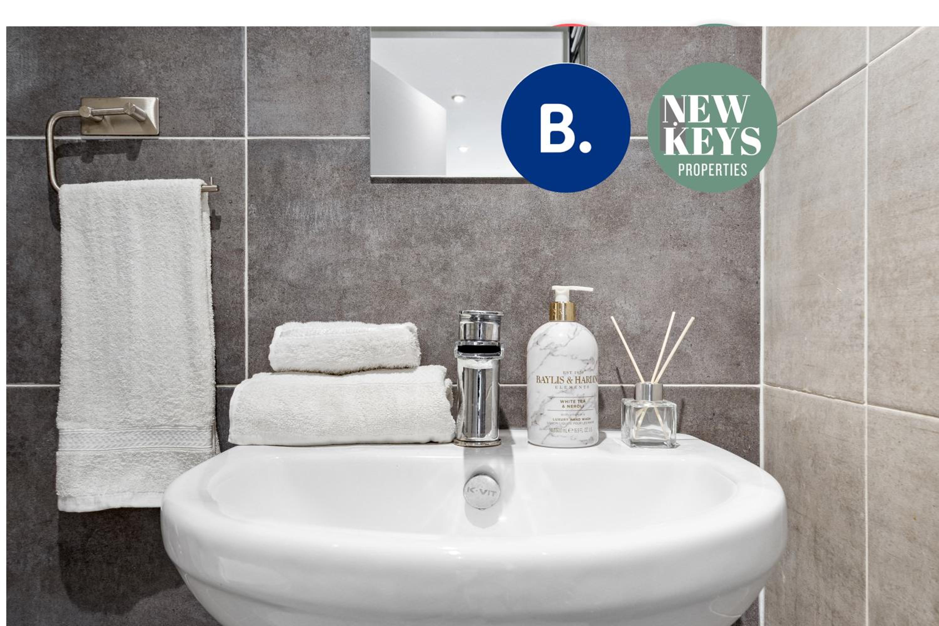 Luxury House - Tower Bridge - Sleeps 10