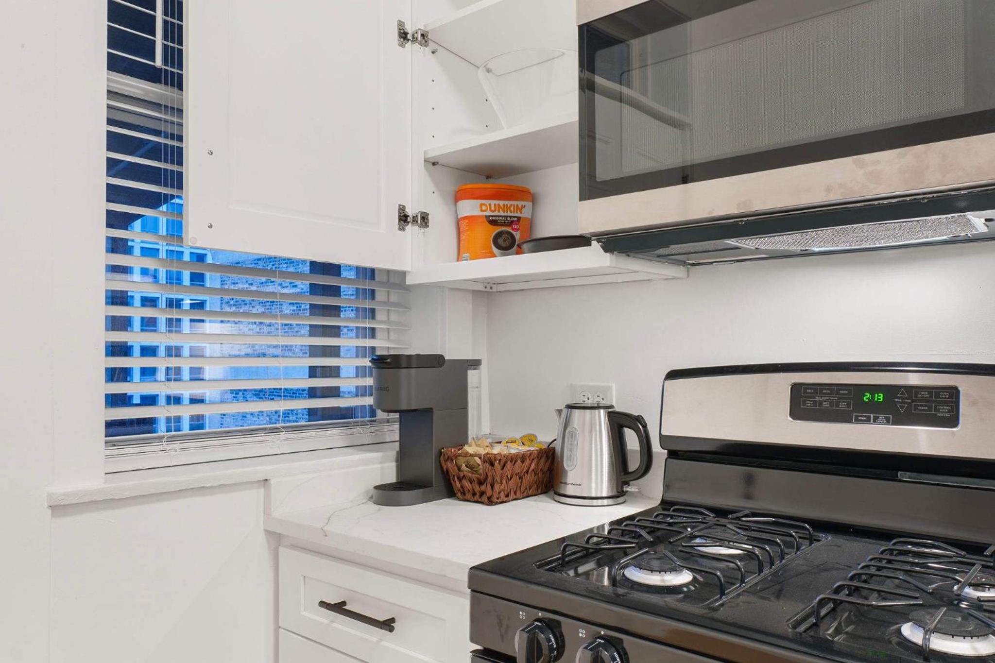 Lakeview 6Bed 4Bath by Wrigley Field