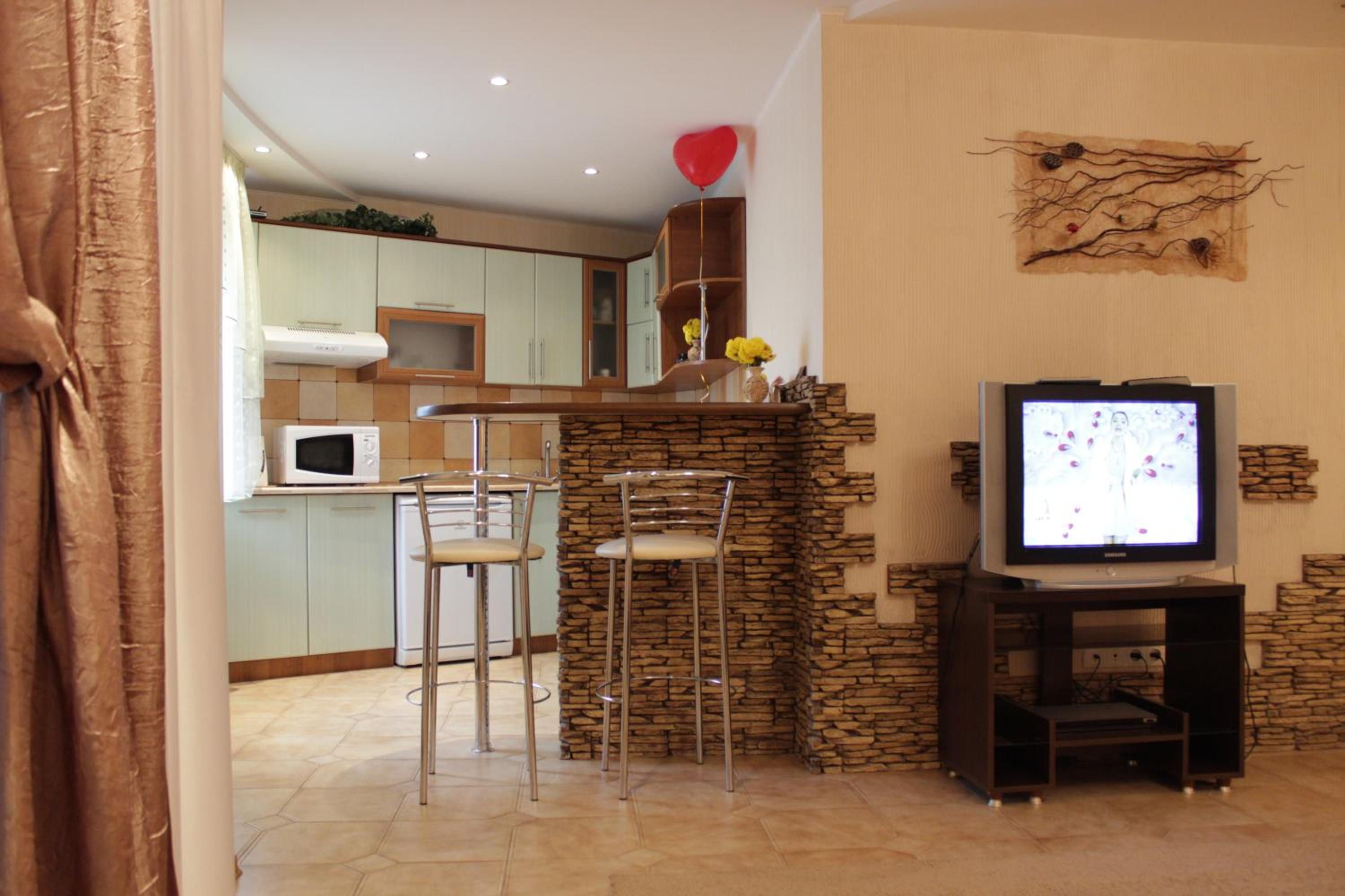 Apartment at Matusevycha Street 2-15 view 2