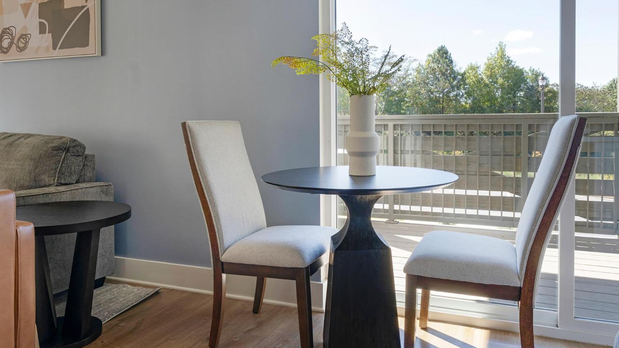 Landing Stylish 1BD Clubhouse Pool