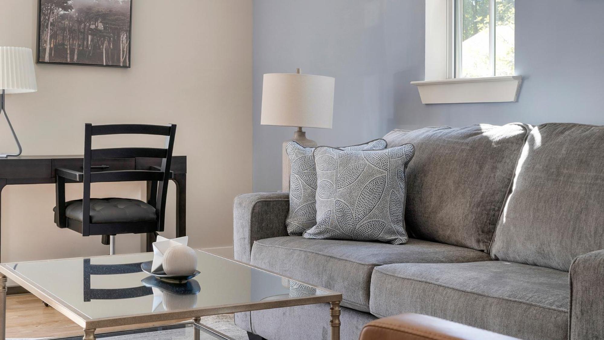 Landing Stylish 1BD Clubhouse Pool