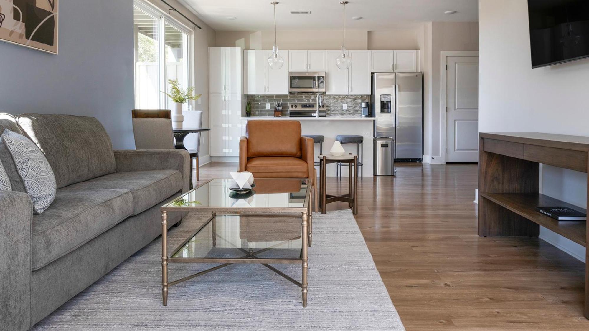 Landing Stylish 1BD Clubhouse Pool