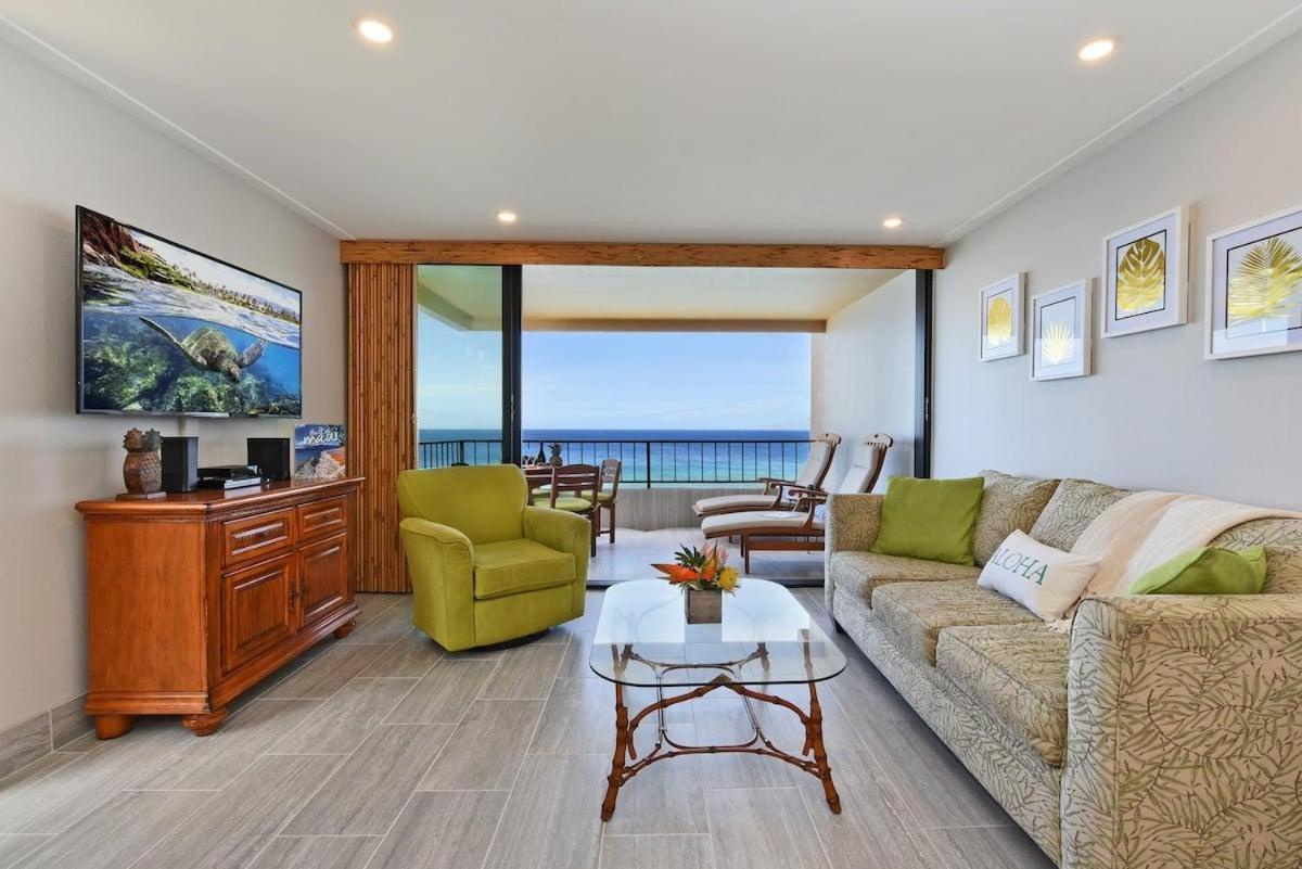 Maui Kai 601 · MK 601 Remodeled Oceanfront Condo w AC Pool