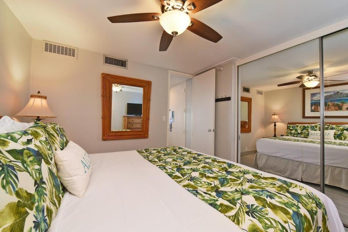 Maui Kai 601 · MK 601 Remodeled Oceanfront Condo w AC Pool