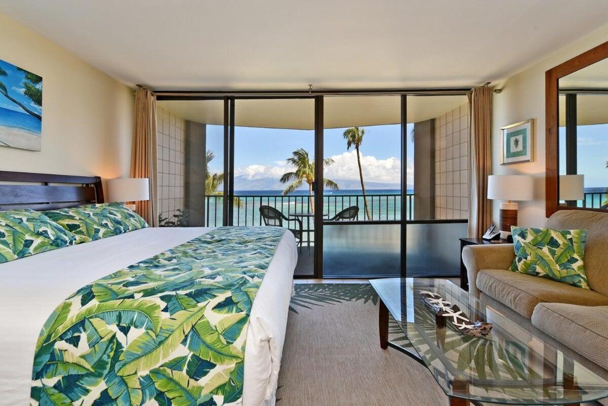 Valley Isle 407 · VI 407 BeachFront Studio w Pool