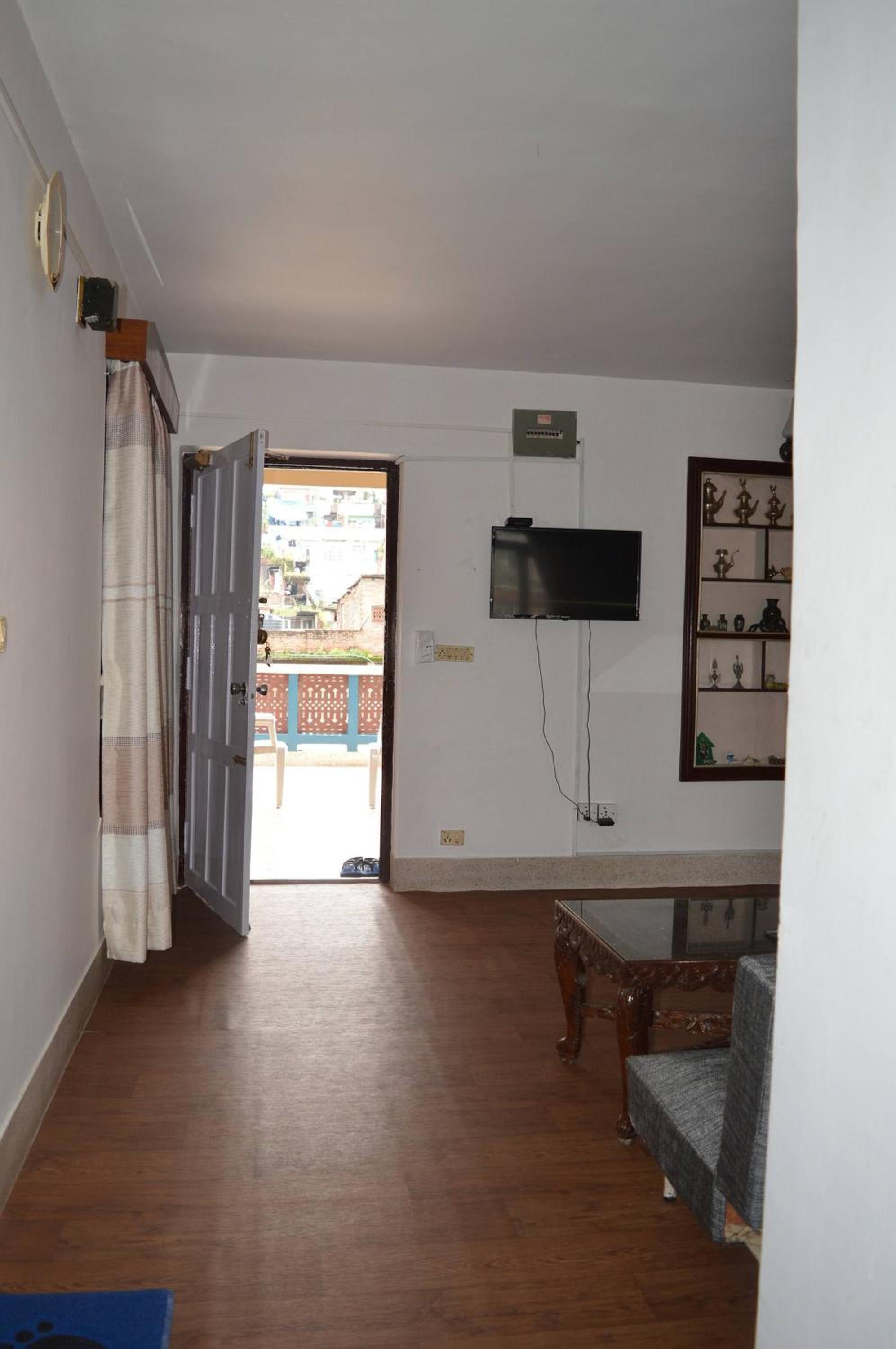 Thamel apartment Thamel 5 min walk 1BHK 3rd Floor