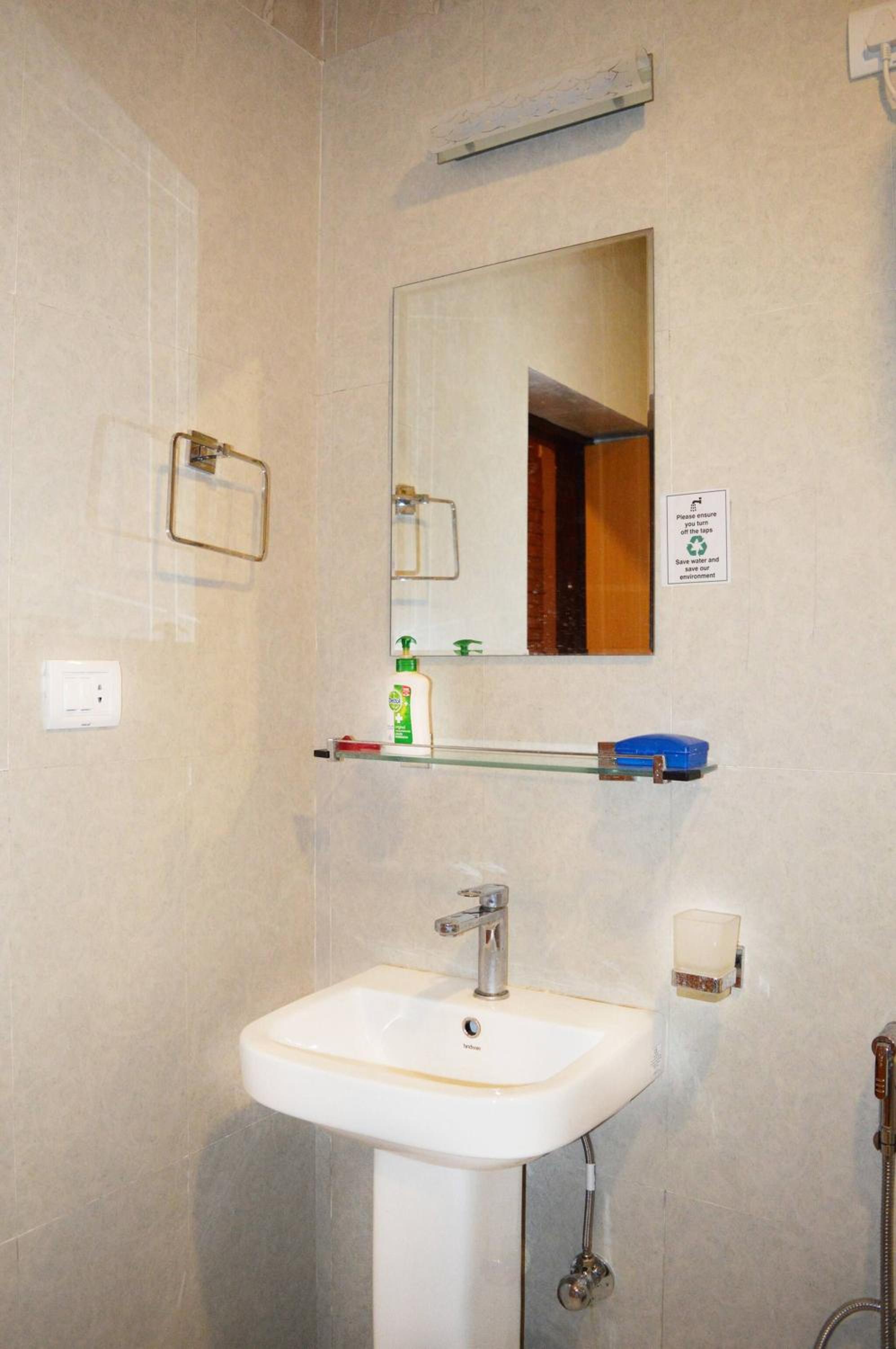 Kathmandu Apartment 1BHK Thamel 5 min walk 0 Floor