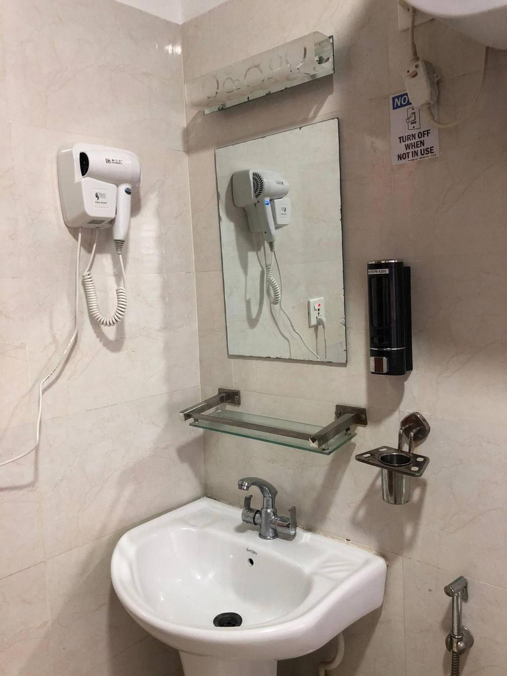 Makalu Apartment 2BHK Thamel 5 min walk 1st Floor
