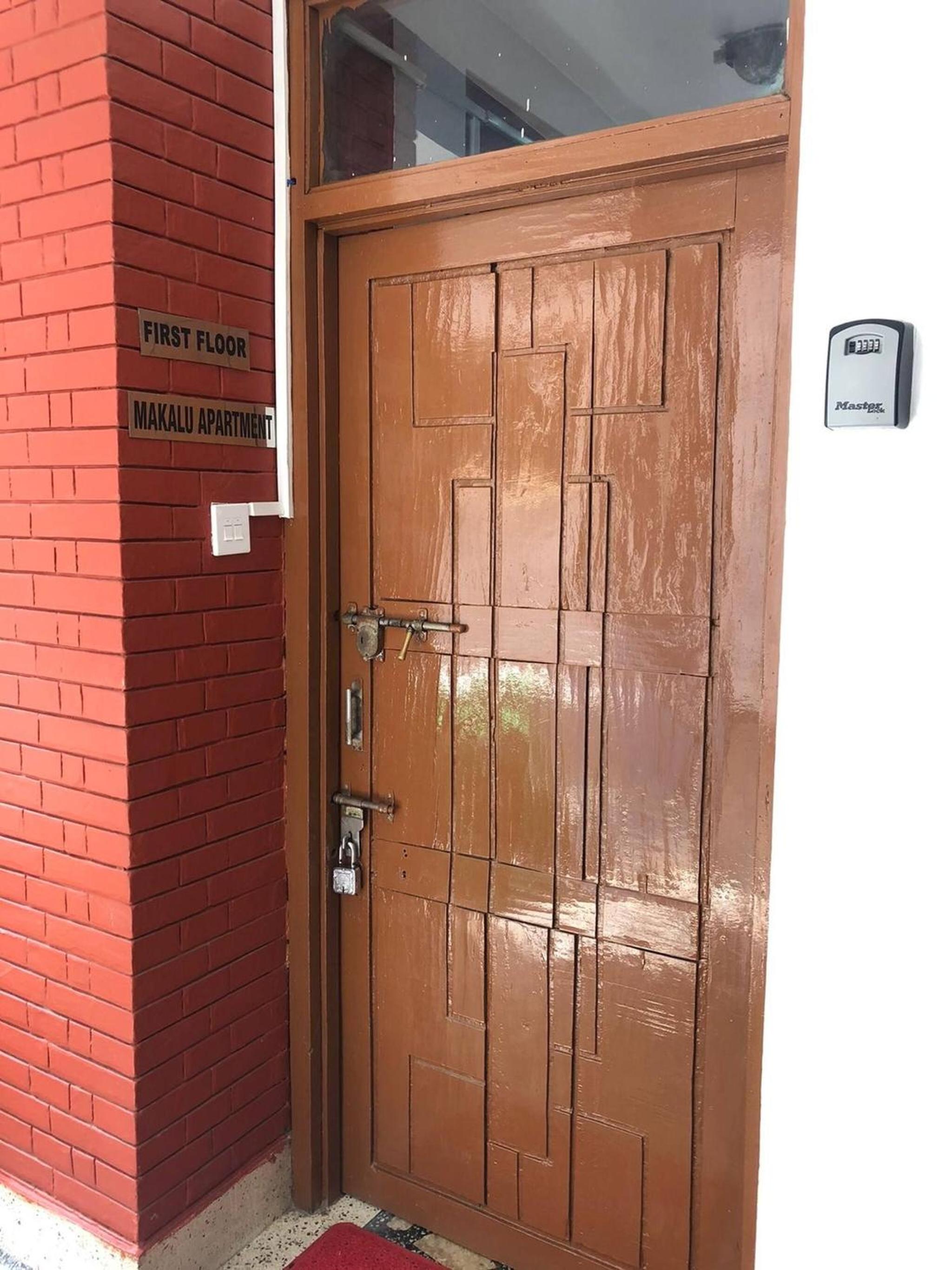 Makalu Apartment 2BHK Thamel 5 min walk 1st Floor