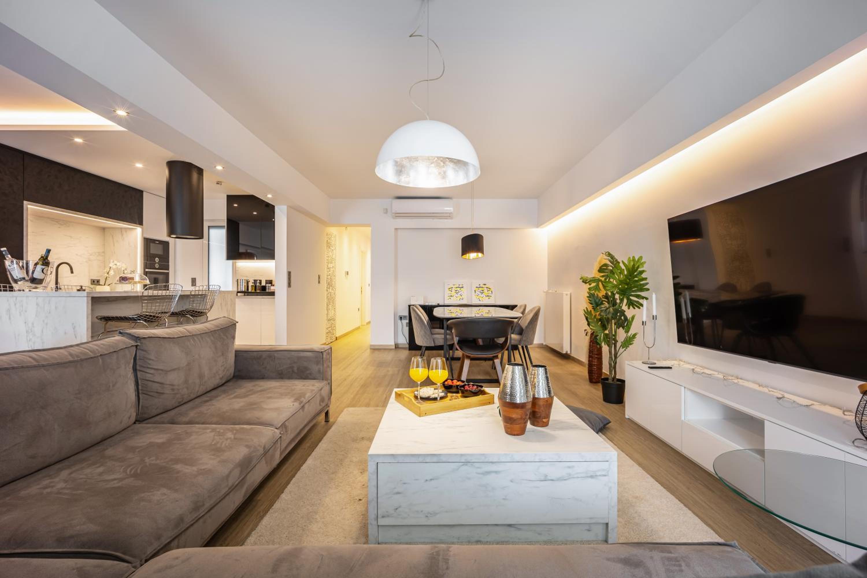 Luxury 3-bedroom Apartment Athens Nea Smirni