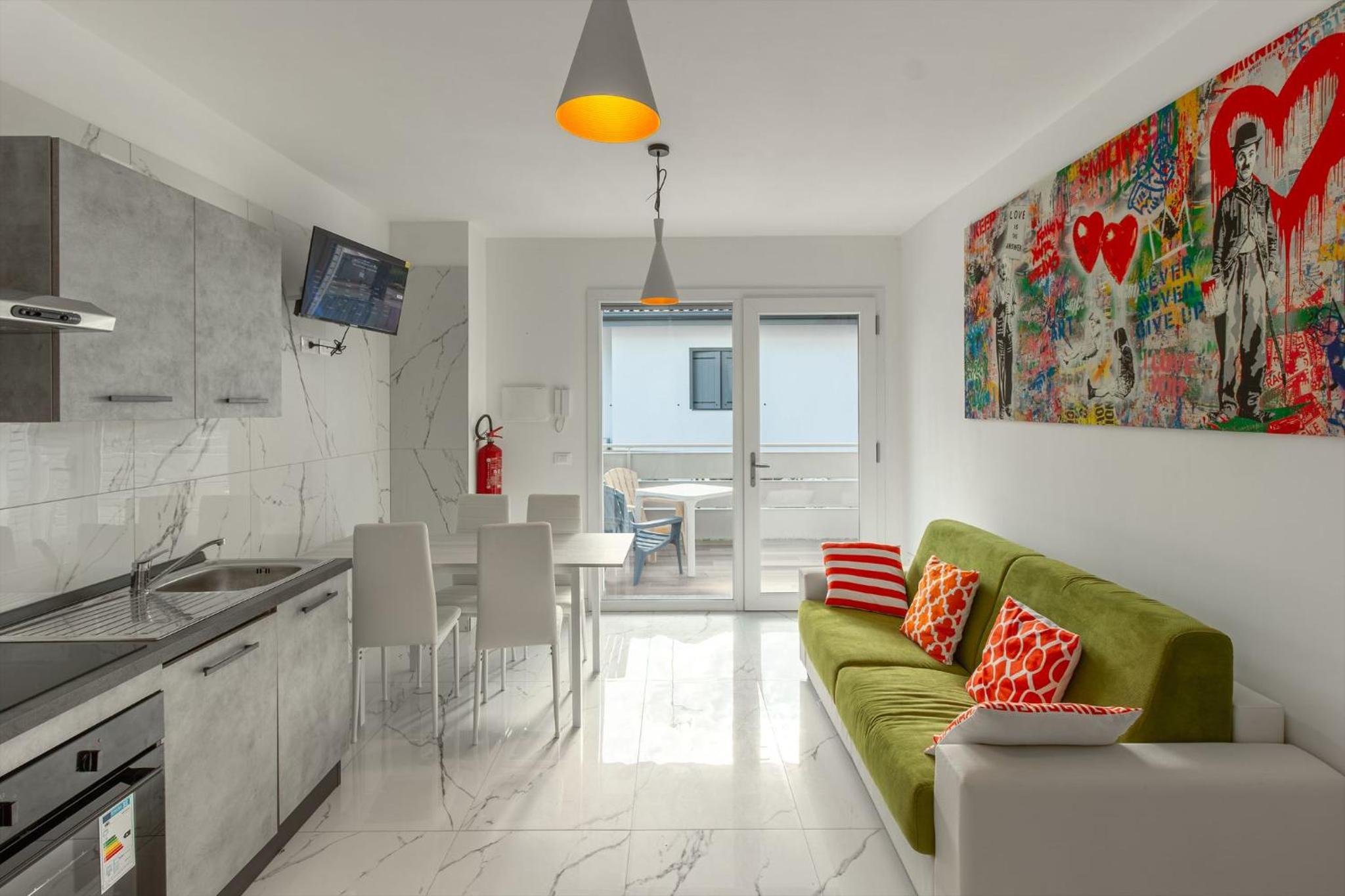 Elegant apartment with shared pool