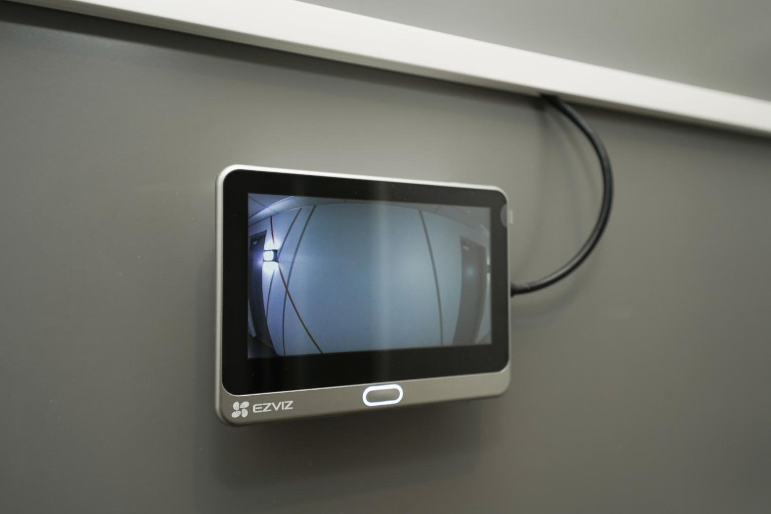 Stylish smart studio!