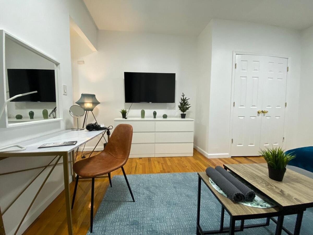 Studio close to Central Park, Lenox Hill & NY Presbyterian