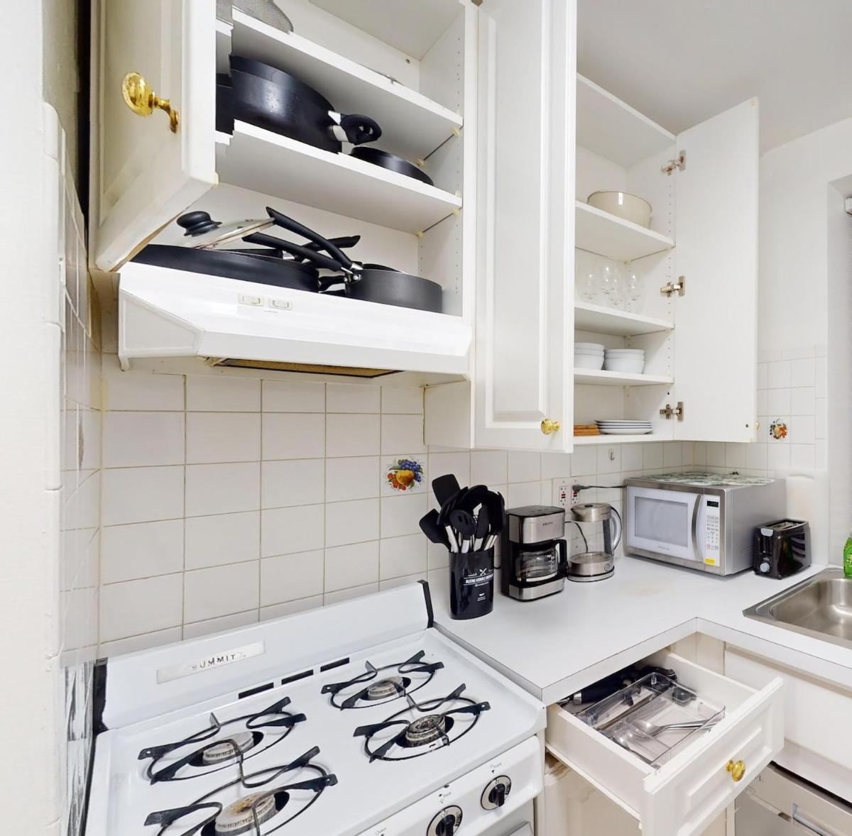 Studio close to Central Park, Lenox Hill & NY Presbyterian