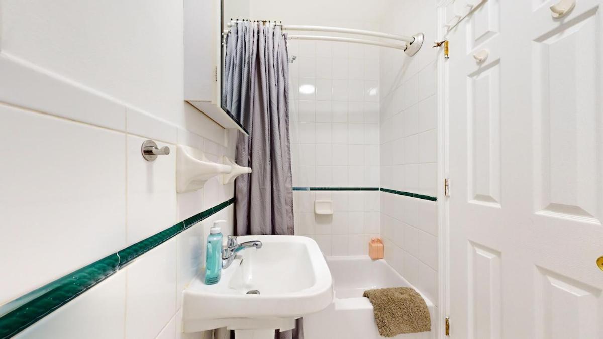Studio close to Central Park, Lenox Hill & NY Presbyterian