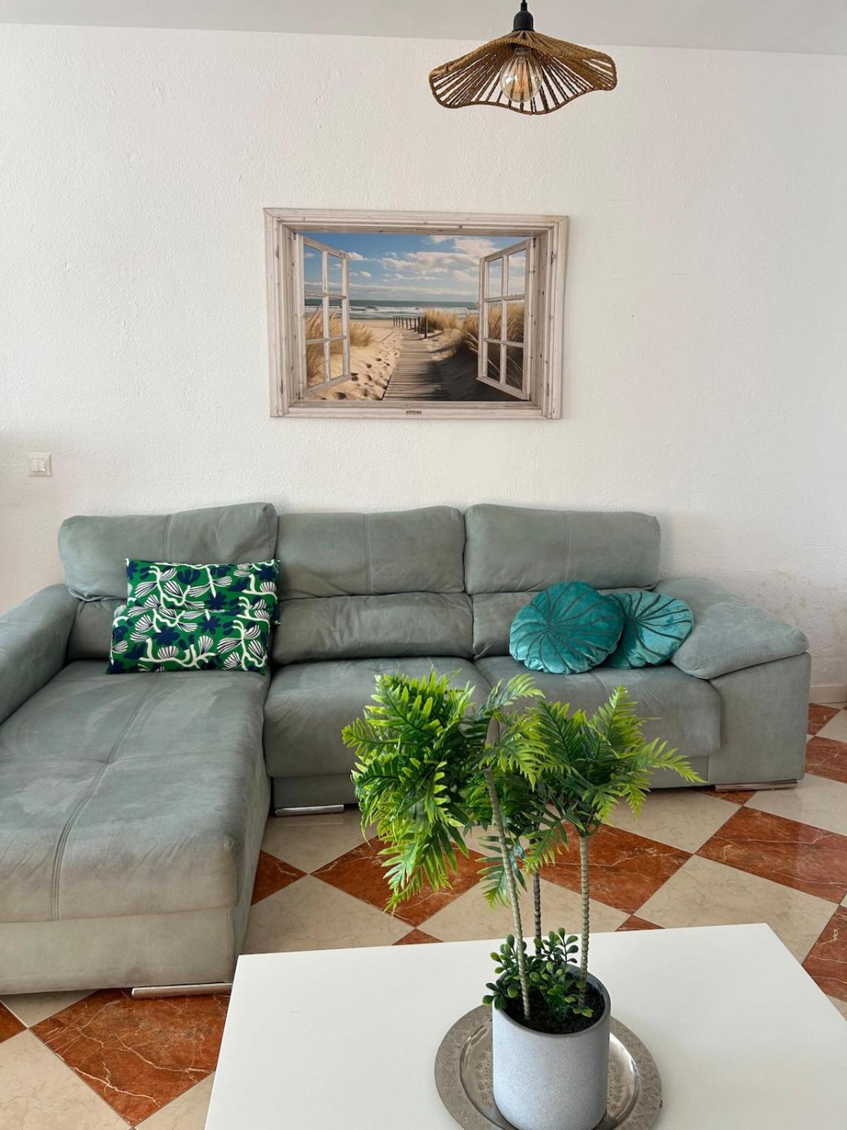 MALAGA,VILLA FAMARA,10 personas,CERCA DE LA PLAYA CON PISCINA,7 CAMAS,CAFE DE CORTESIA GRATIS