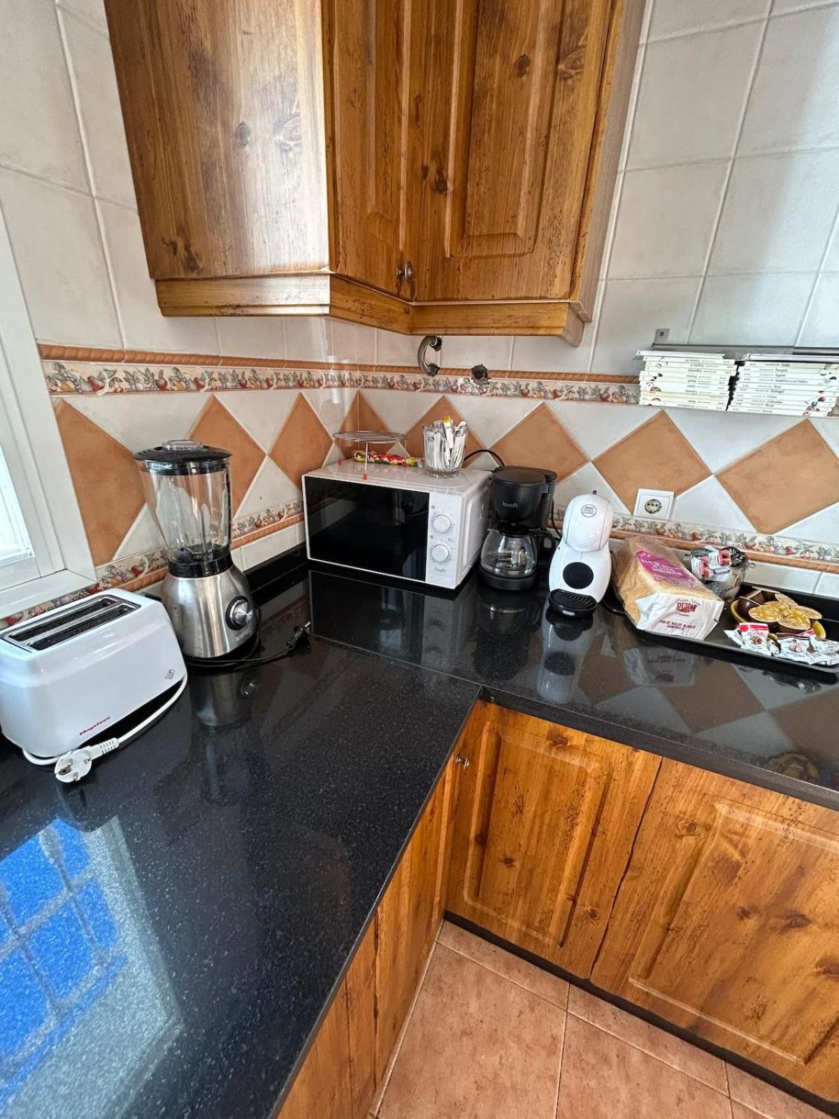 MALAGA,VILLA FAMARA,10 personas,CERCA DE LA PLAYA CON PISCINA,7 CAMAS,CAFE DE CORTESIA GRATIS