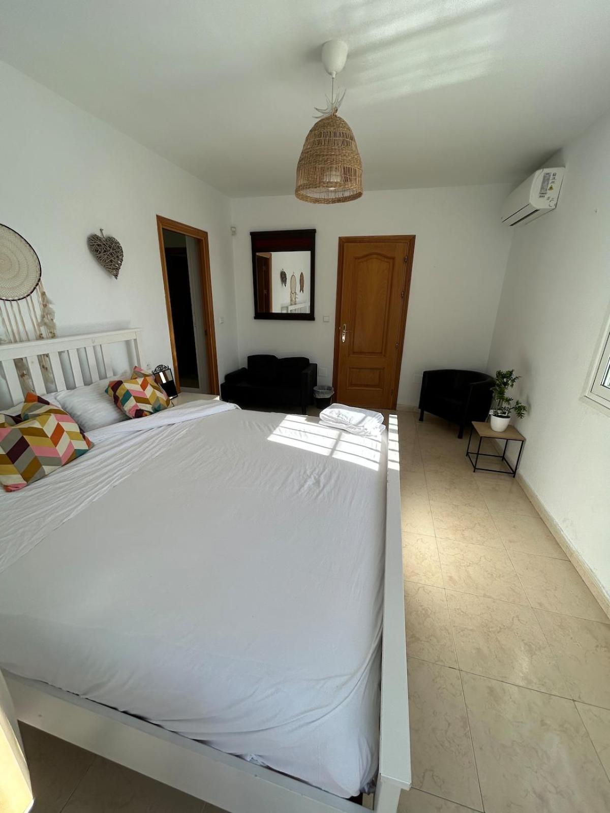 MALAGA,VILLA FAMARA,10 personas,CERCA DE LA PLAYA CON PISCINA,7 CAMAS,CAFE DE CORTESIA GRATIS