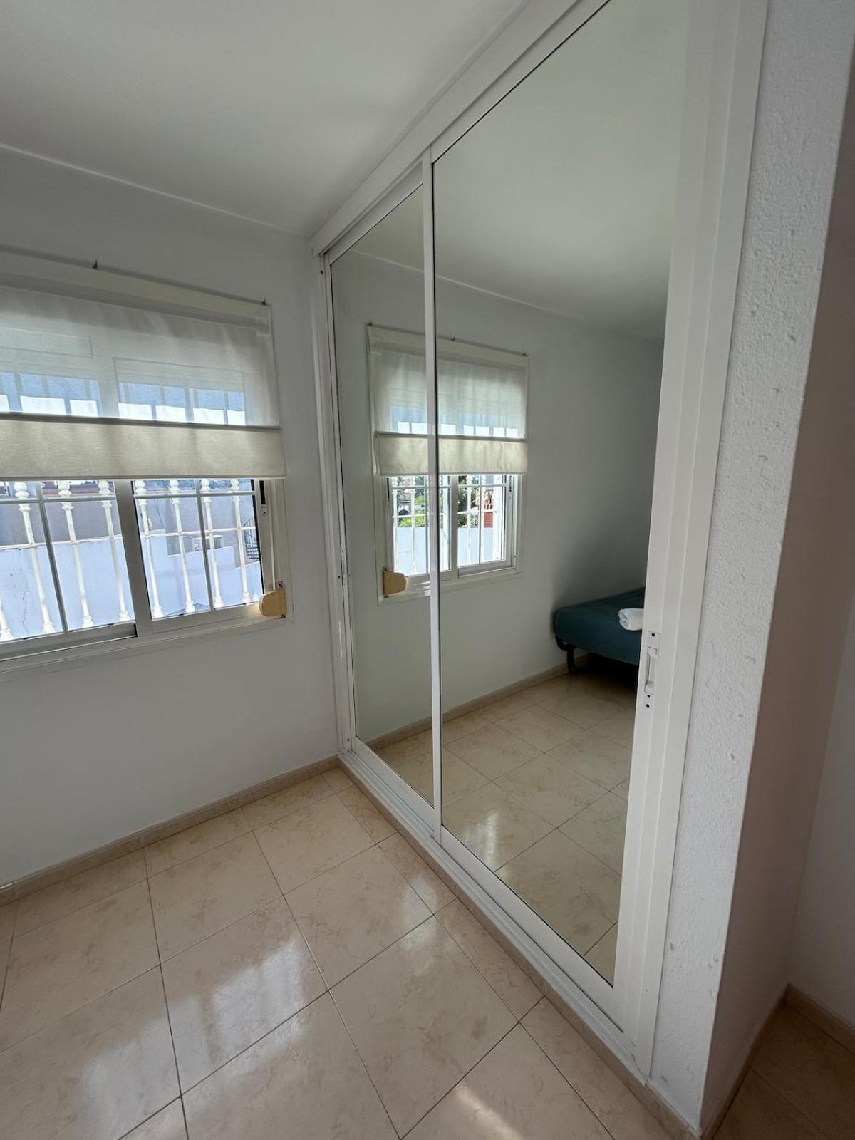MALAGA,VILLA FAMARA,10 personas,CERCA DE LA PLAYA CON PISCINA,7 CAMAS,CAFE DE CORTESIA GRATIS