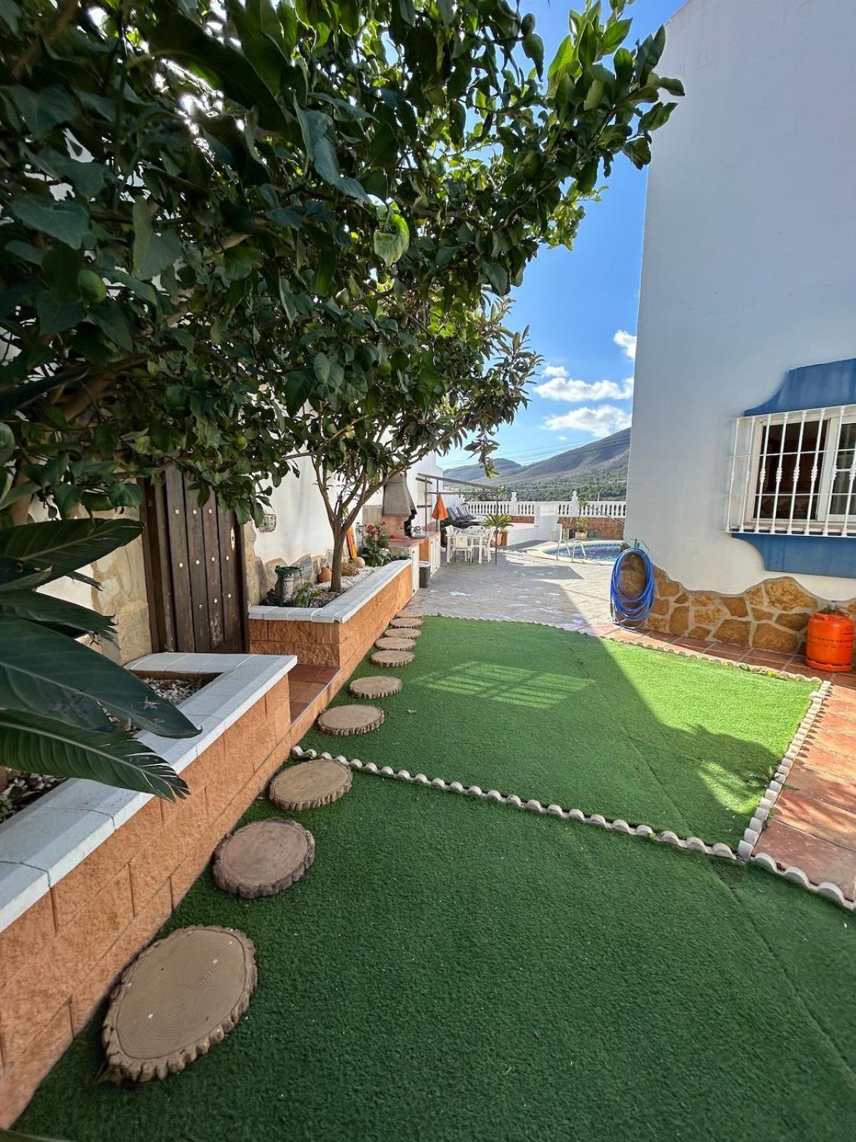 MALAGA,VILLA FAMARA,10 personas,CERCA DE LA PLAYA CON PISCINA,7 CAMAS,CAFE DE CORTESIA GRATIS